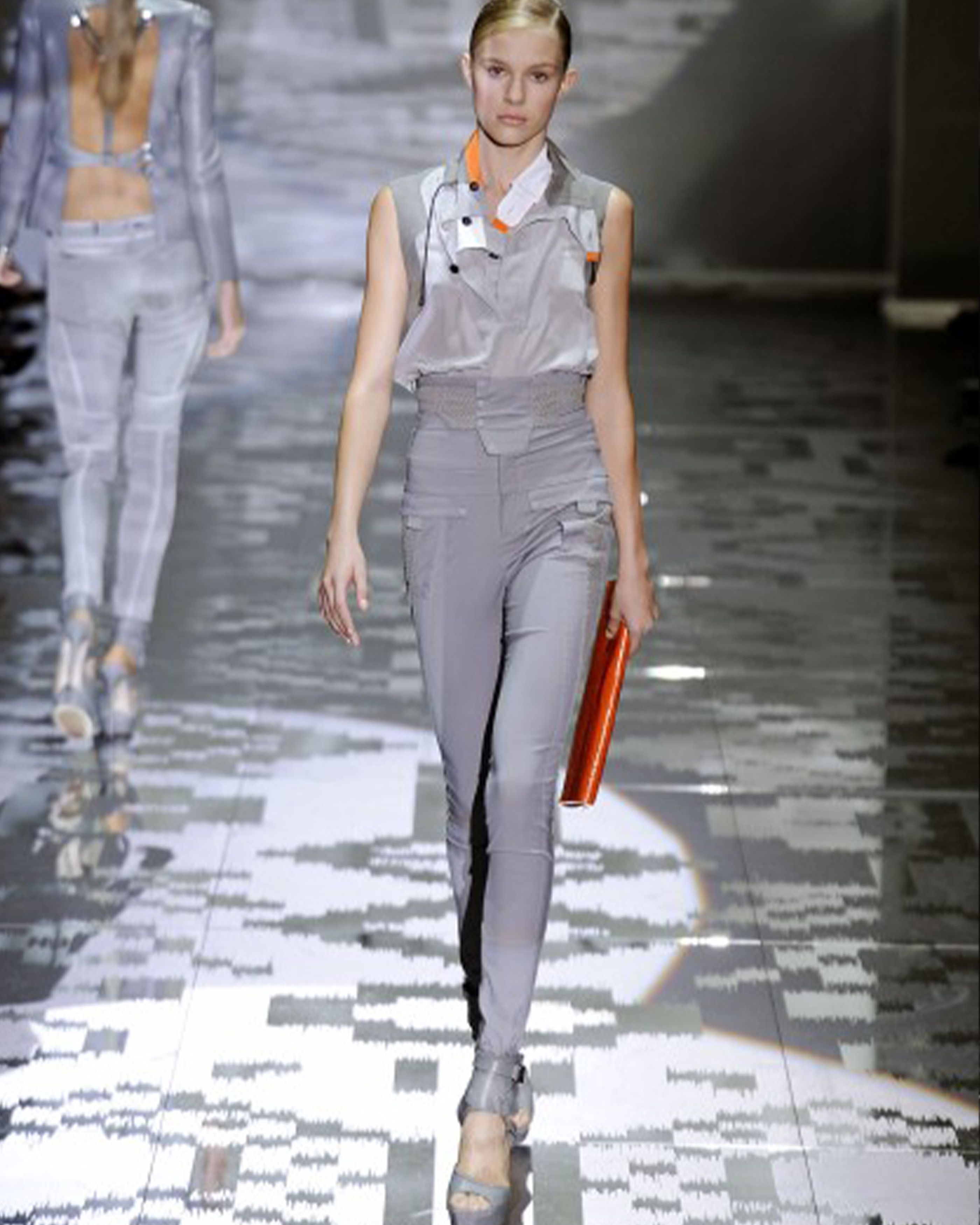 Gucci by Frida Giannini S/S 2010 White High Wasted Tactical Pants Size 28" / US 6 / IT 42 - 2 Thumbnail