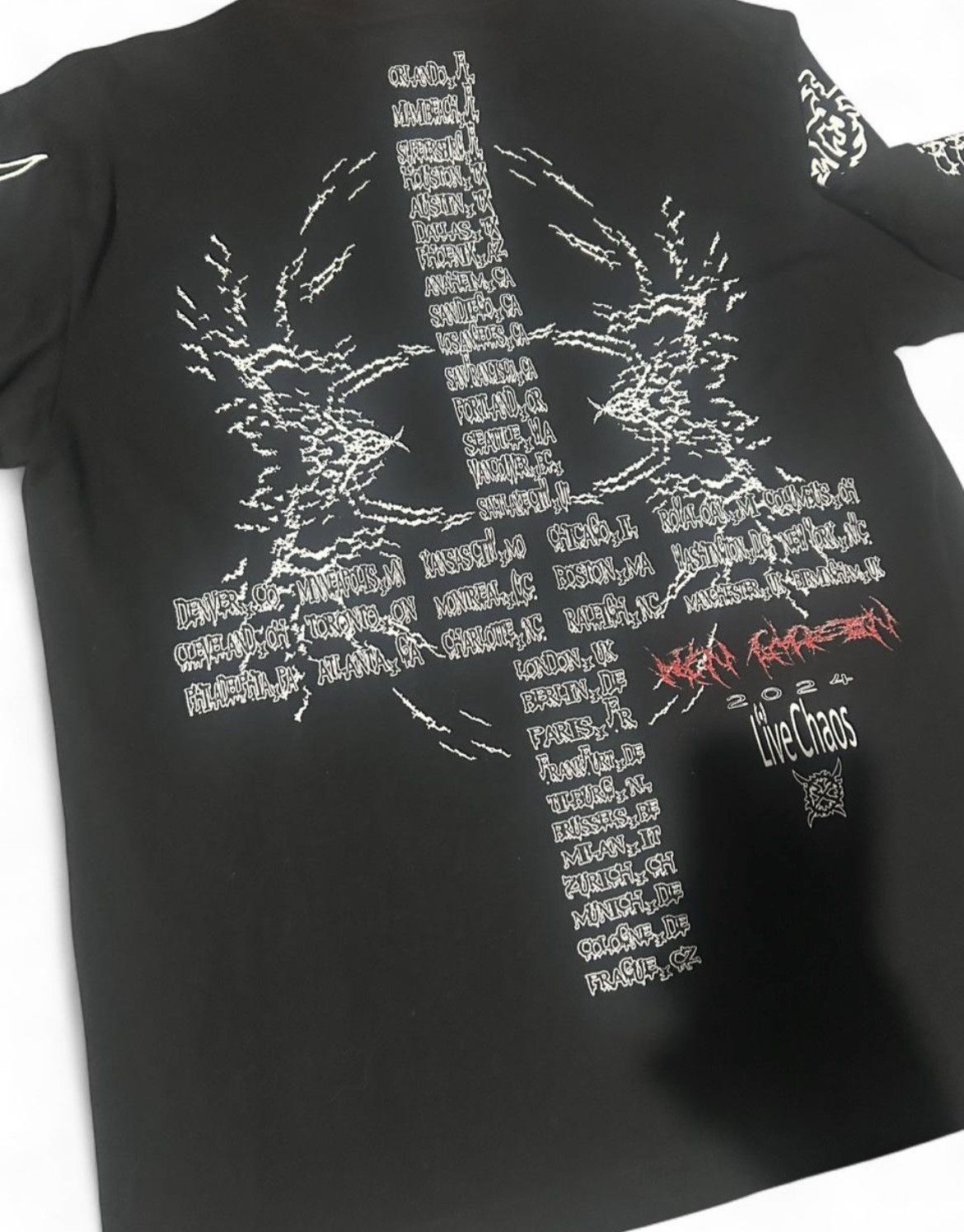 Ken Carson Ken Carson tour merch *SOLD* Size US M / EU 48-50 / 2 - 7 Thumbnail