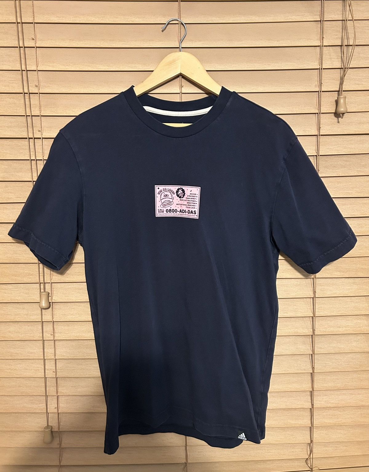 Adidas us number 0800 sale
