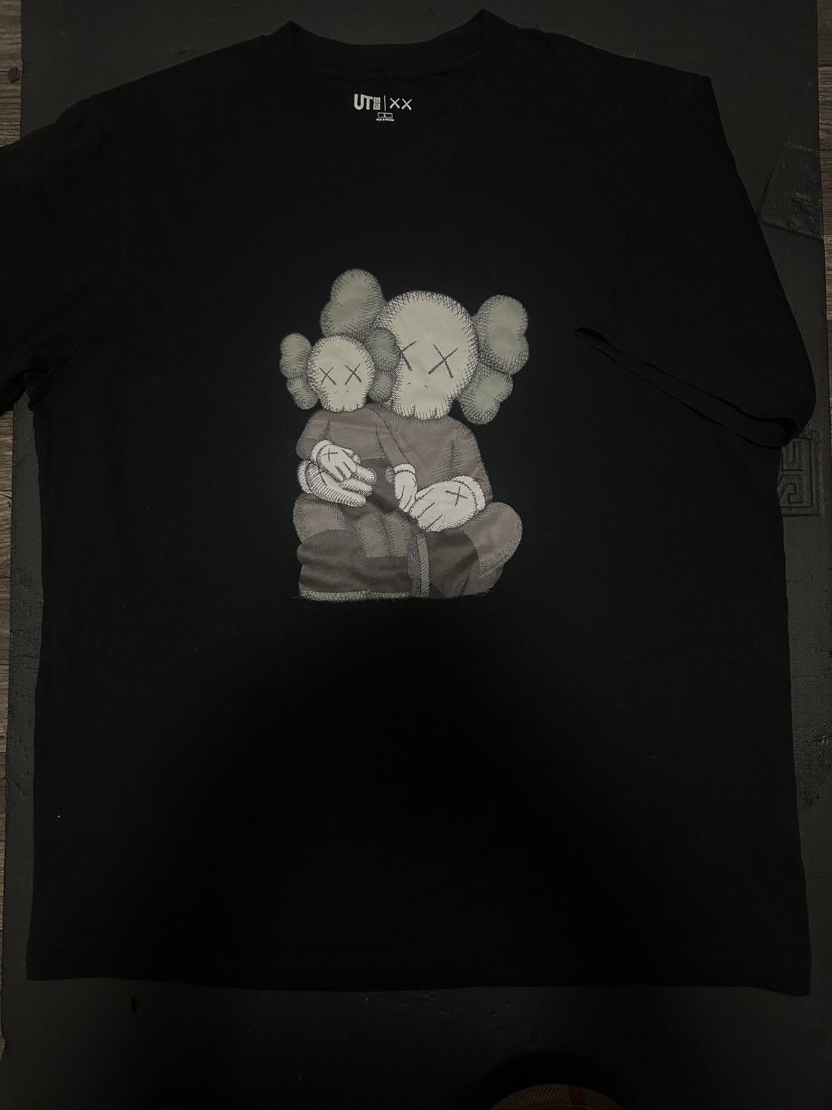 Kaws × Vintage KAWS x Uniqlo UT Size US L / EU 52-54 / 3 - 1 Thumbnail