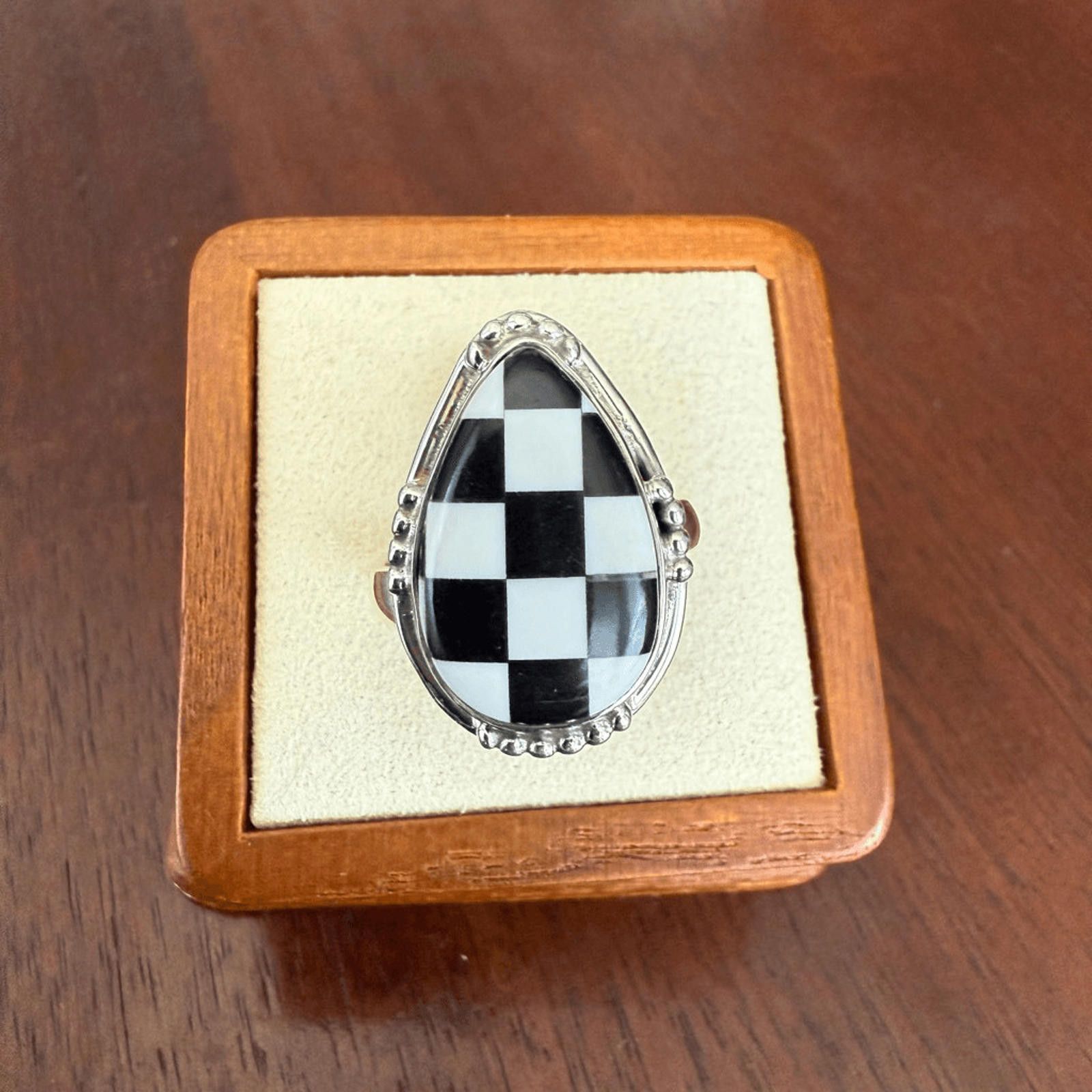 NBDN Nobrandedon Trendy Southwest Onyx Checkerboard Sterling Silver Ring 8 Size ONE SIZE - 1 Thumbnail