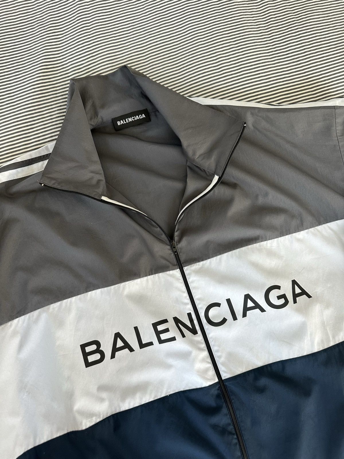 Balenciaga SS17 Original Navy Logo Track Jacket Size US XL / EU 56 / 4 - 2 Thumbnail