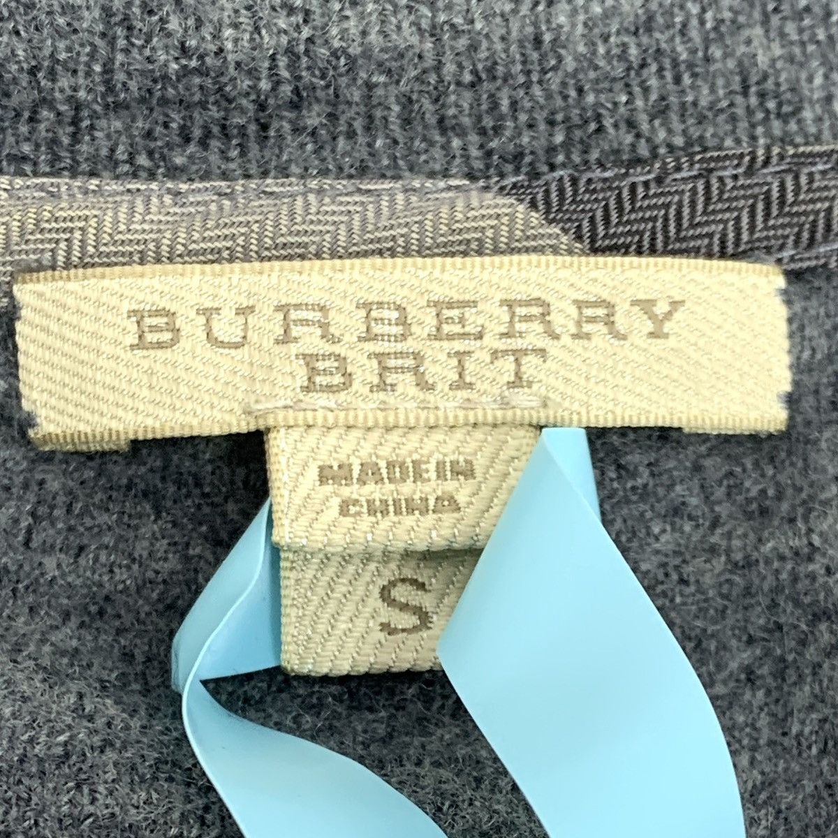 Burberry Burberry Check Wool V-Neck Long Sleeve Knit Sweater K26WX Size US S / EU 44-46 / 1 - 5 Thumbnail