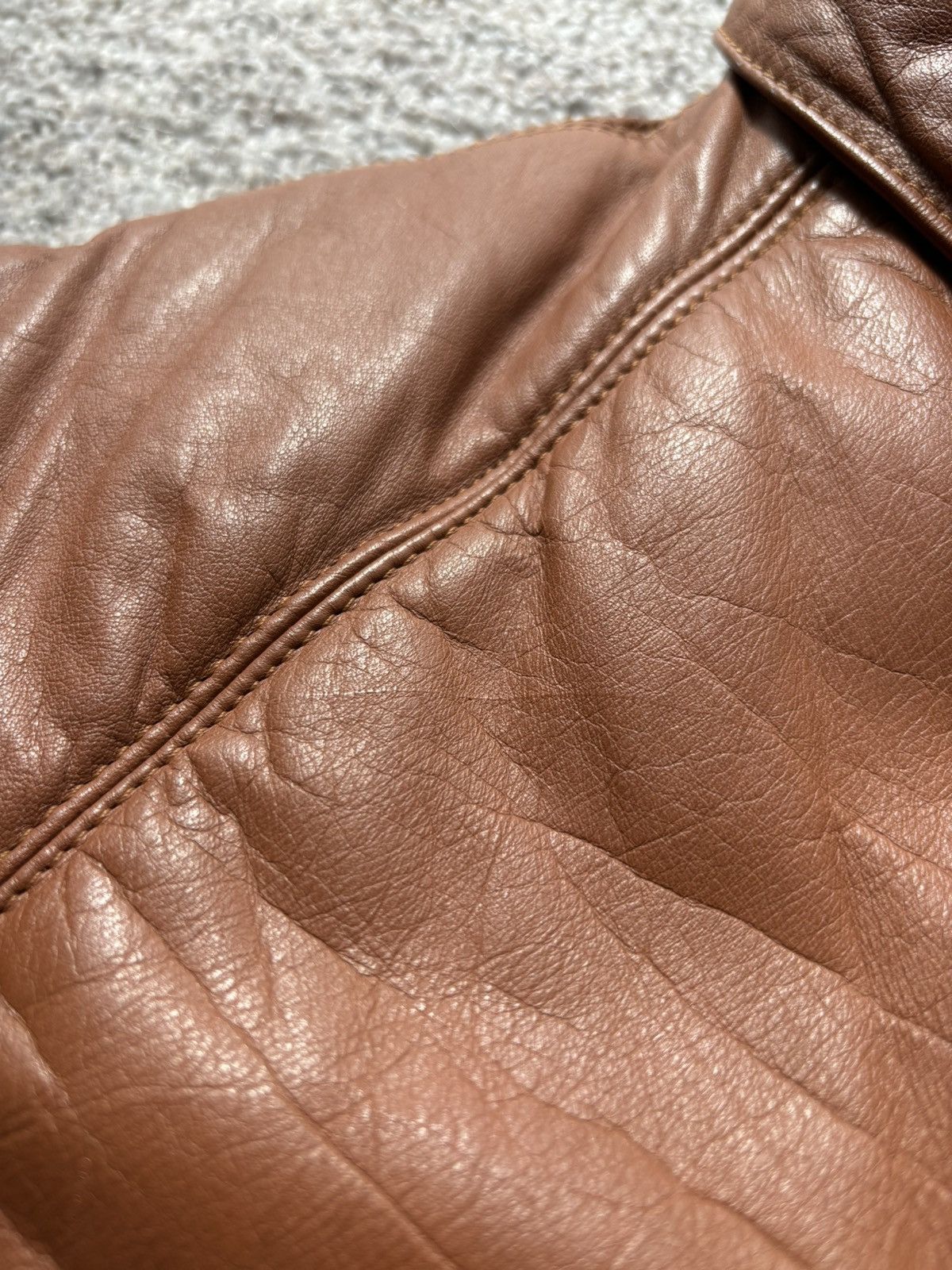 Japanese Brand × Vintage Vintage Cropped Cowhide Leather Puffer Jacket Size US S / EU 44-46 / 1 - 8 Thumbnail