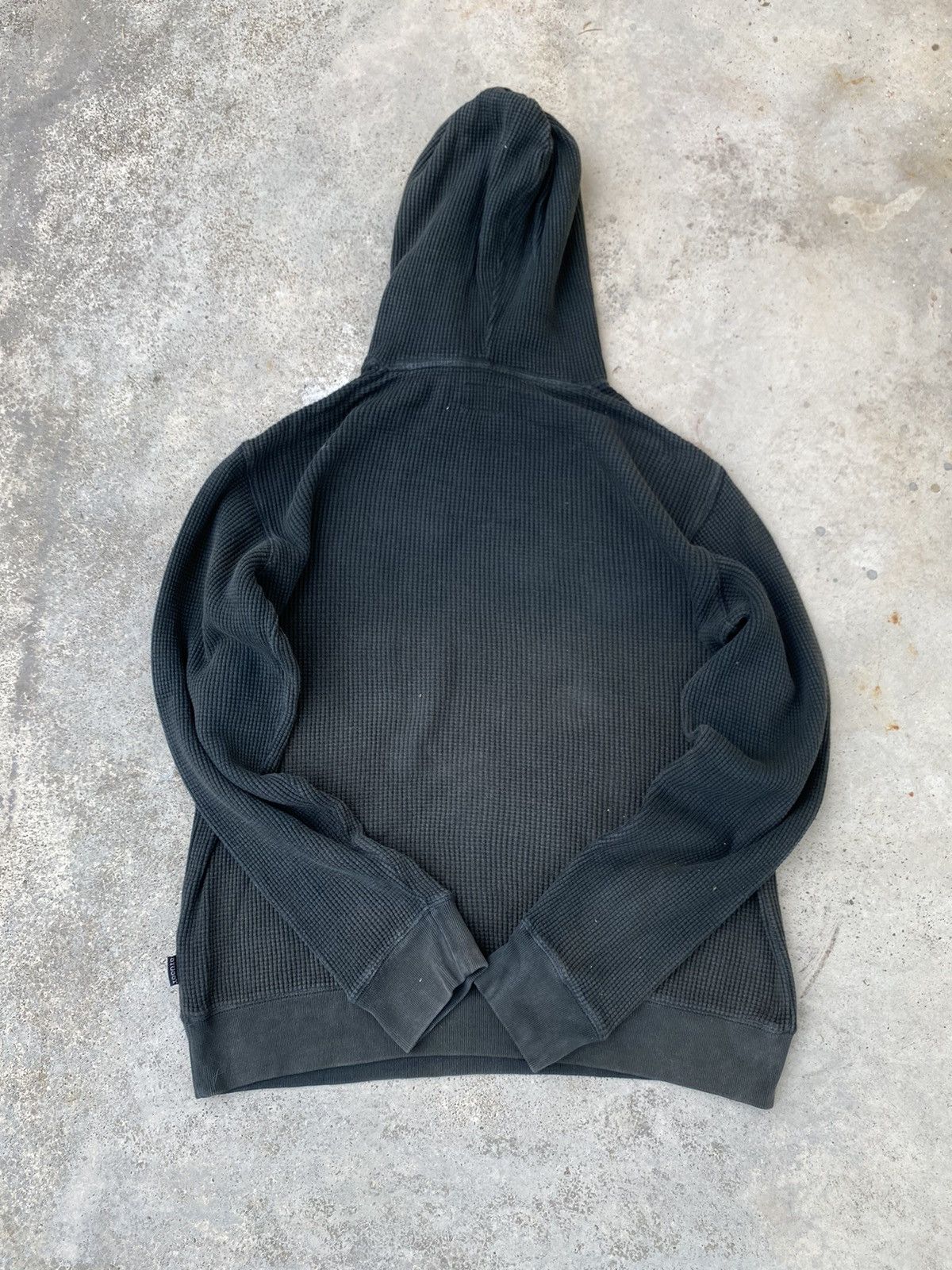 Stussy × Vintage Vintage 2000s Stussy S Logo Waffle Hoodie Size US XL / EU 56 / 4 - 4 Thumbnail