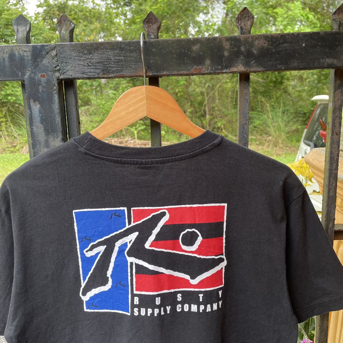 Rusty × Vintage 🔥Vintage Rusty Red Blue Big Box Logo Surfing Tee Size US L / EU 52-54 / 3 - 6 Thumbnail