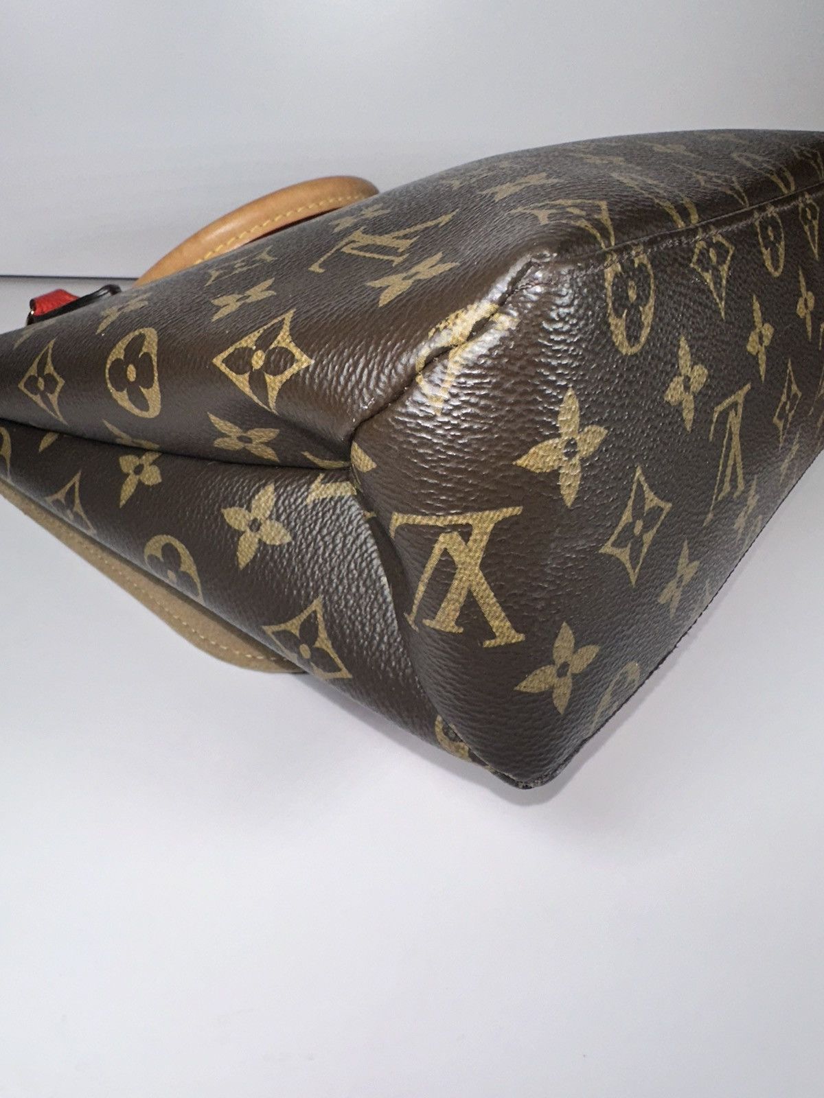 Louis Vuitton Authentic Louis Vuitton Marignan Handbag in Monogram Canvas Size ONE SIZE - 10 Thumbnail