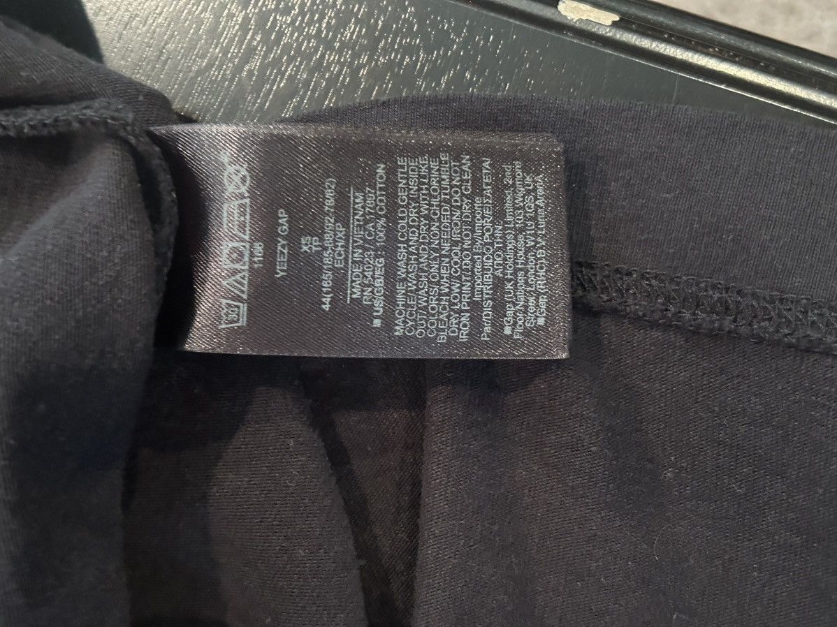 Gap × Yeezy Yeezy Gap Engineered by Balenciaga Dove 3/4 Sleeve Tee Black Size US XS / EU 42 / 0 - 4 Thumbnail