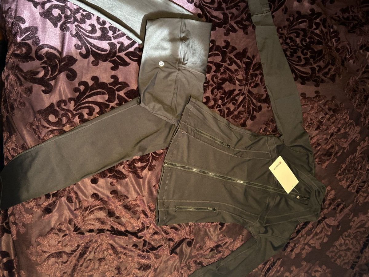 Lululemon Lululemon Size S / US 4 / IT 40 - 2 Thumbnail