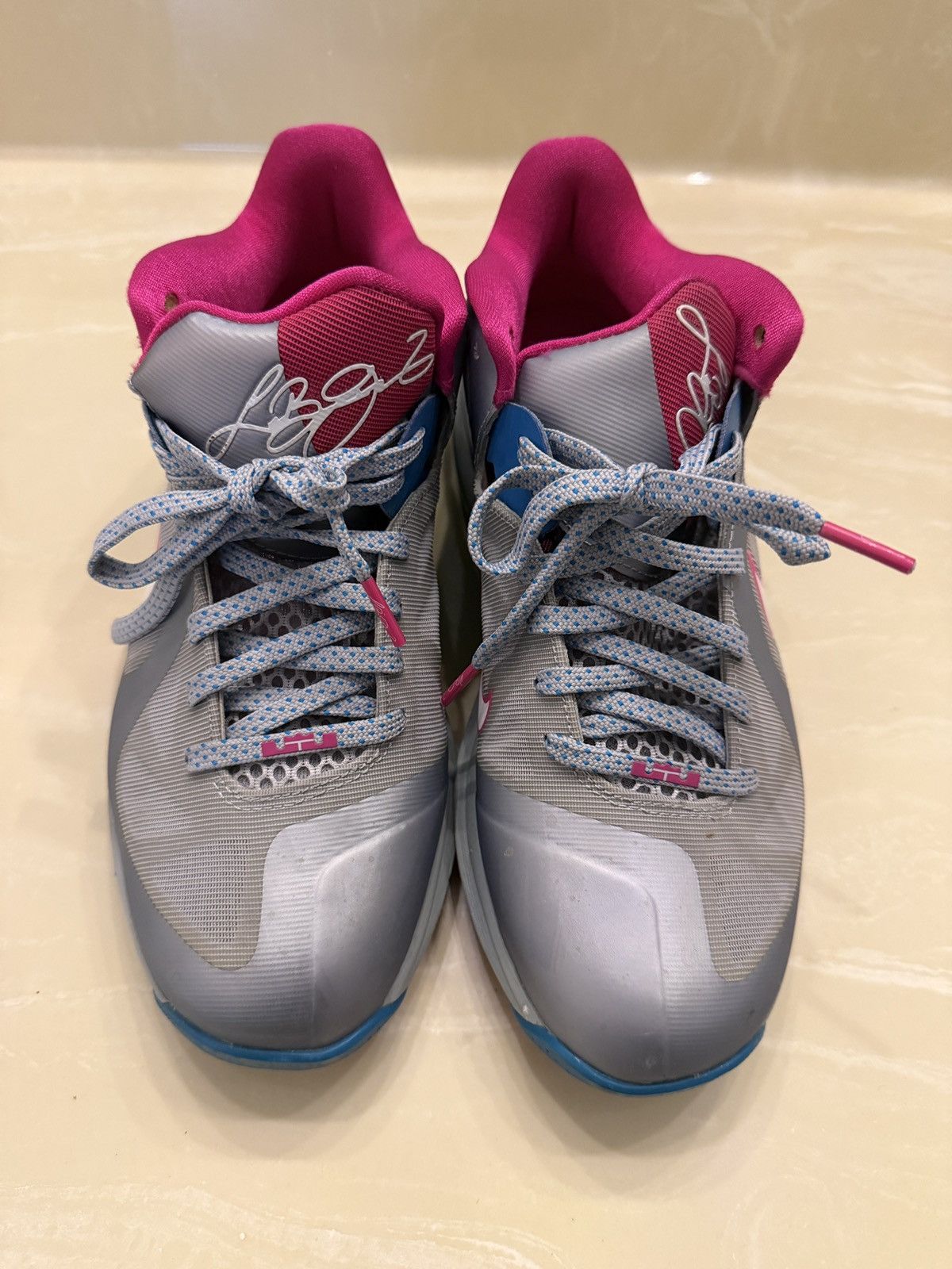 Nike Nike LeBron 9 Low "Fireberry" Size US 8.5 / EU 41-42 - 1 Thumbnail
