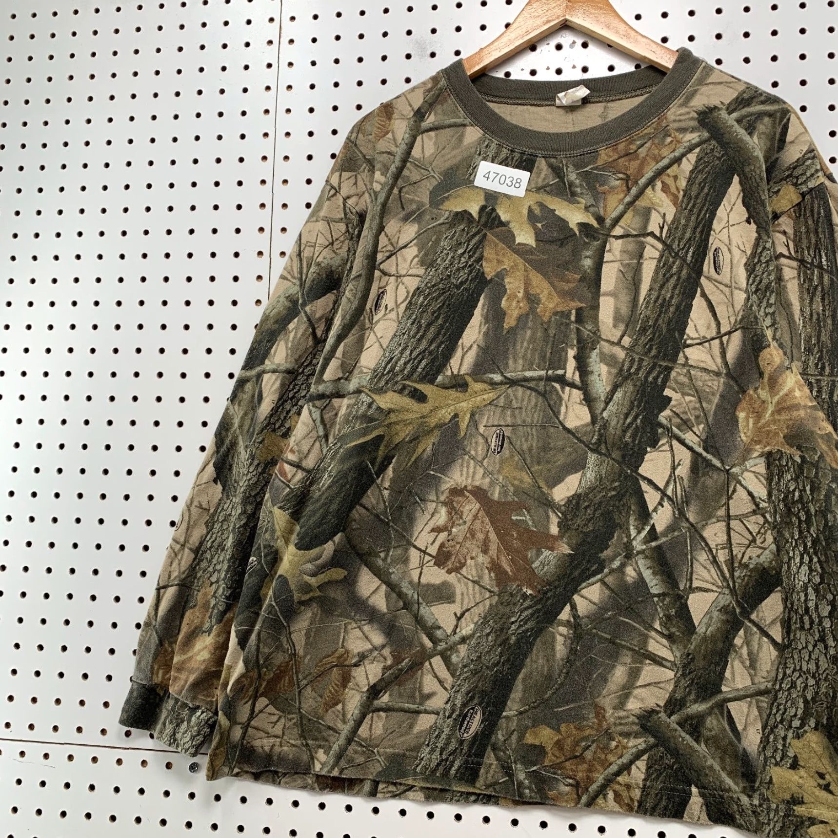 Vintage Outback Outfitters Camouflage Shirt Mens XL Long Sleeve Outdoor Reat Tree Beige Cotton Crew Neck T-Shirt Mens Camouflage Shirt Size US XL / EU 56 / 4 - 5 Thumbnail