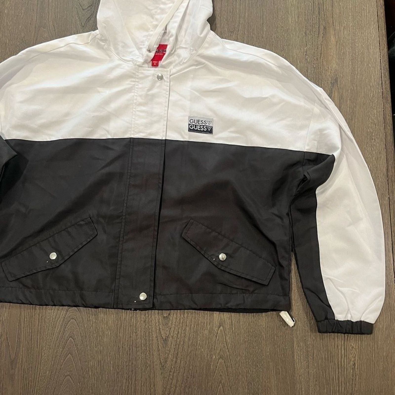 Guess NWOT Guess Black White Cropped Windbreaker Raincoat Size M / US 6-8 / IT 42-44 - 3 Thumbnail
