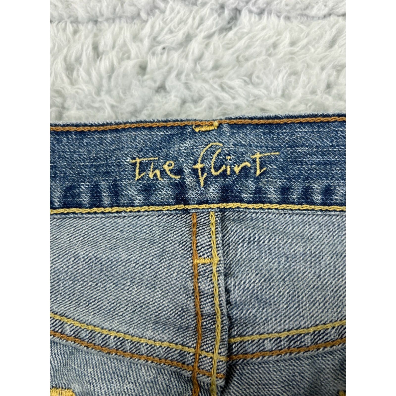 Old Navy Old Navy Jeans Womens 10 Bootcut Denim 31in Inseam Black Cotton Blend Stretch 5-Pocket Regular Slimming Modern 90s Theme Mens Womens Size 32" / US 10 / IT 46 - 4 Thumbnail