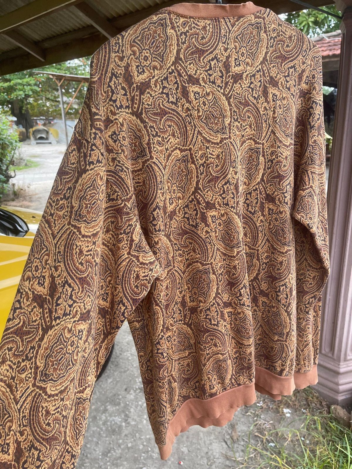 Burberry Vintage 90s Burberrys Art Motive Paisley Sweatshirt Size US L / EU 52-54 / 3 - 11 Thumbnail