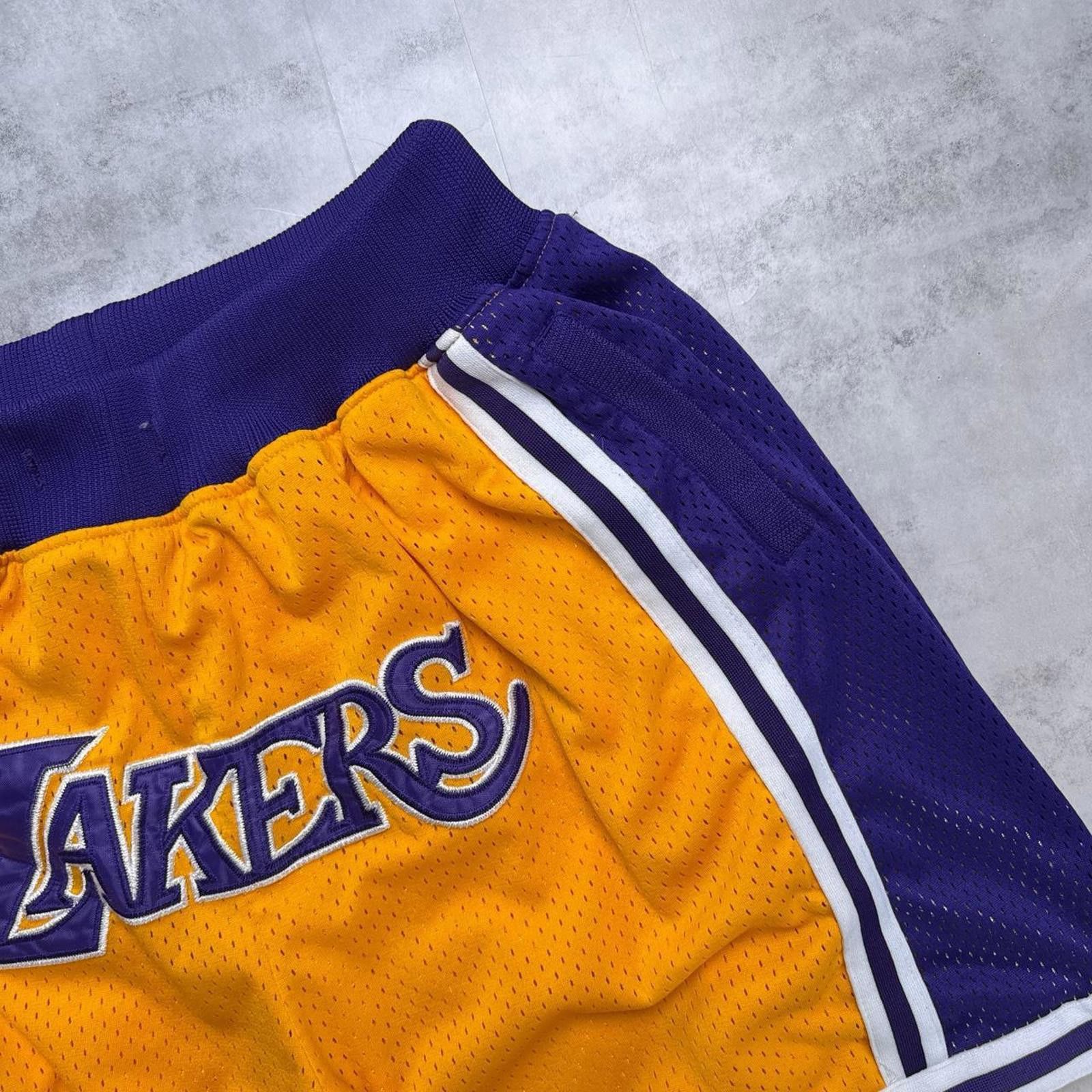 NBA Y2K Phoenix Suns Lakers Yellow Shorts Size US 36 / EU 52 - 8 Thumbnail