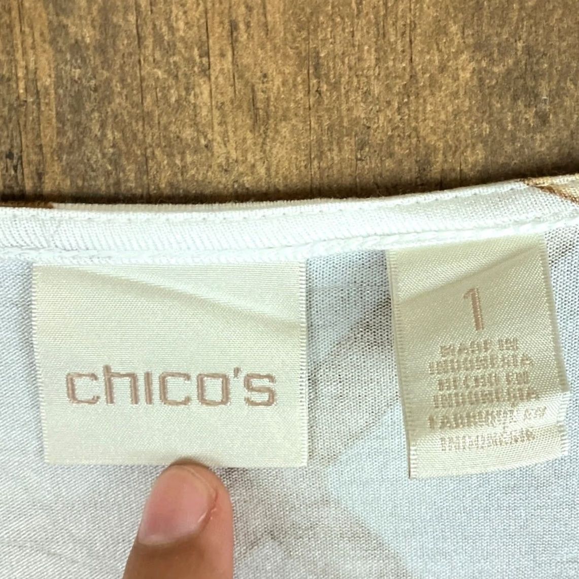 Vintage Chico's Womens Blouse White Bronze Amazon Bamboo V Neck Flare 3/4 Sleeve Tunic M Size M / US 6-8 / IT 42-44 - 6 Thumbnail