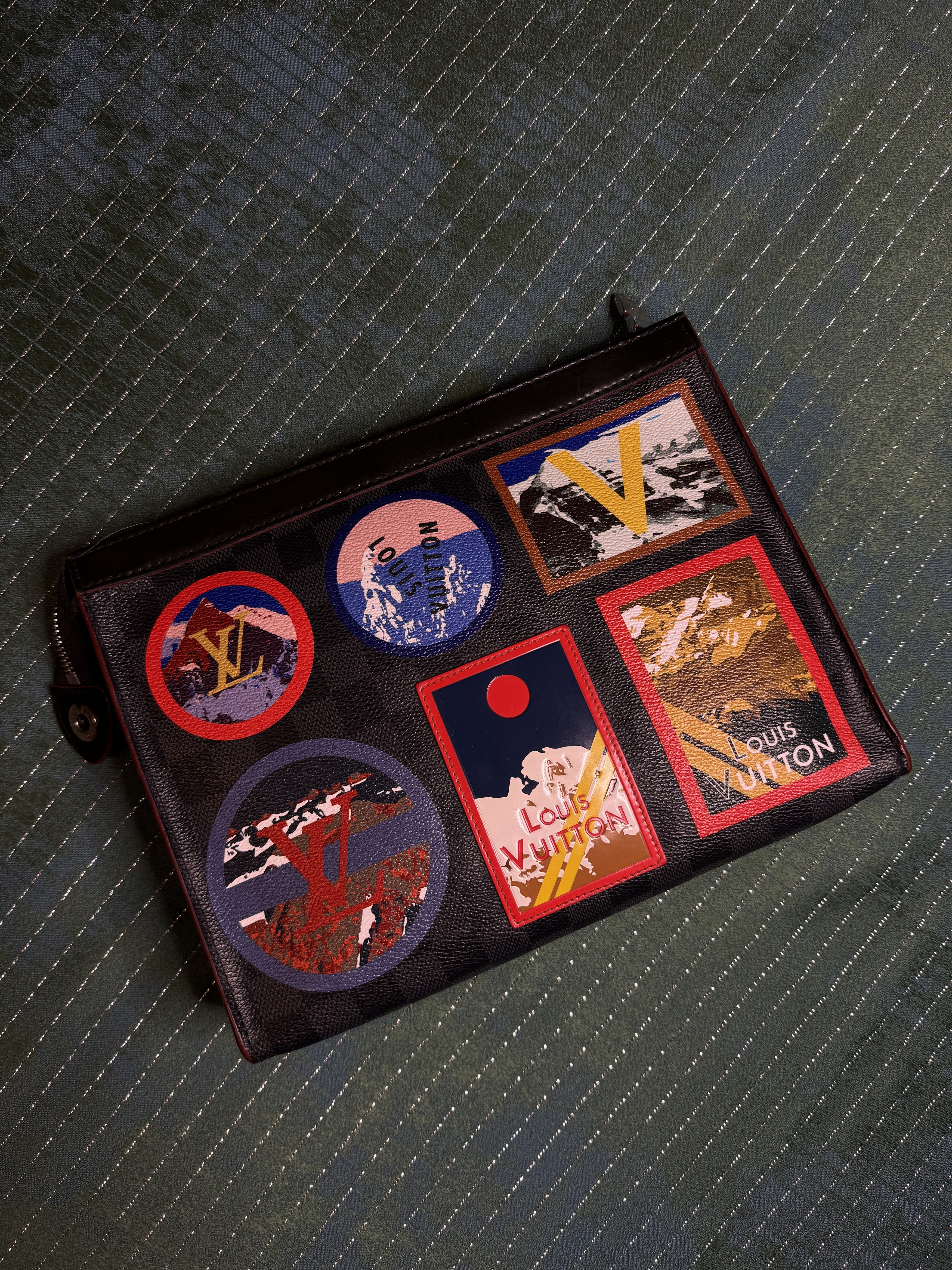 Louis Vuitton Louis Vuitton Alps Pochette Voyage Size ONE SIZE - 2 Thumbnail