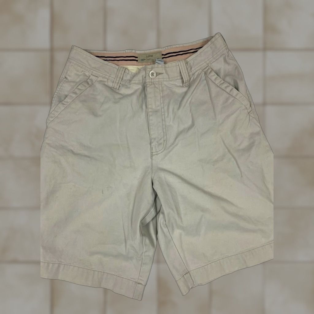 Old Navy **Durable & Dependable Beige Mens Old Navy Shorts Regular Fit 32** User: **Beige Durable & Dependable Mens Old Navy Shorts Regular Fit 32** Size US 32 / EU 48 - 1 Thumbnail