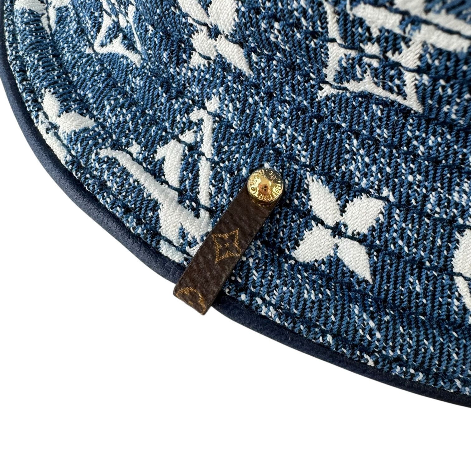 Louis Vuitton Louis Vuitton Monogram Washed Out Denim Bucket Hat Size ONE SIZE - 9 Thumbnail