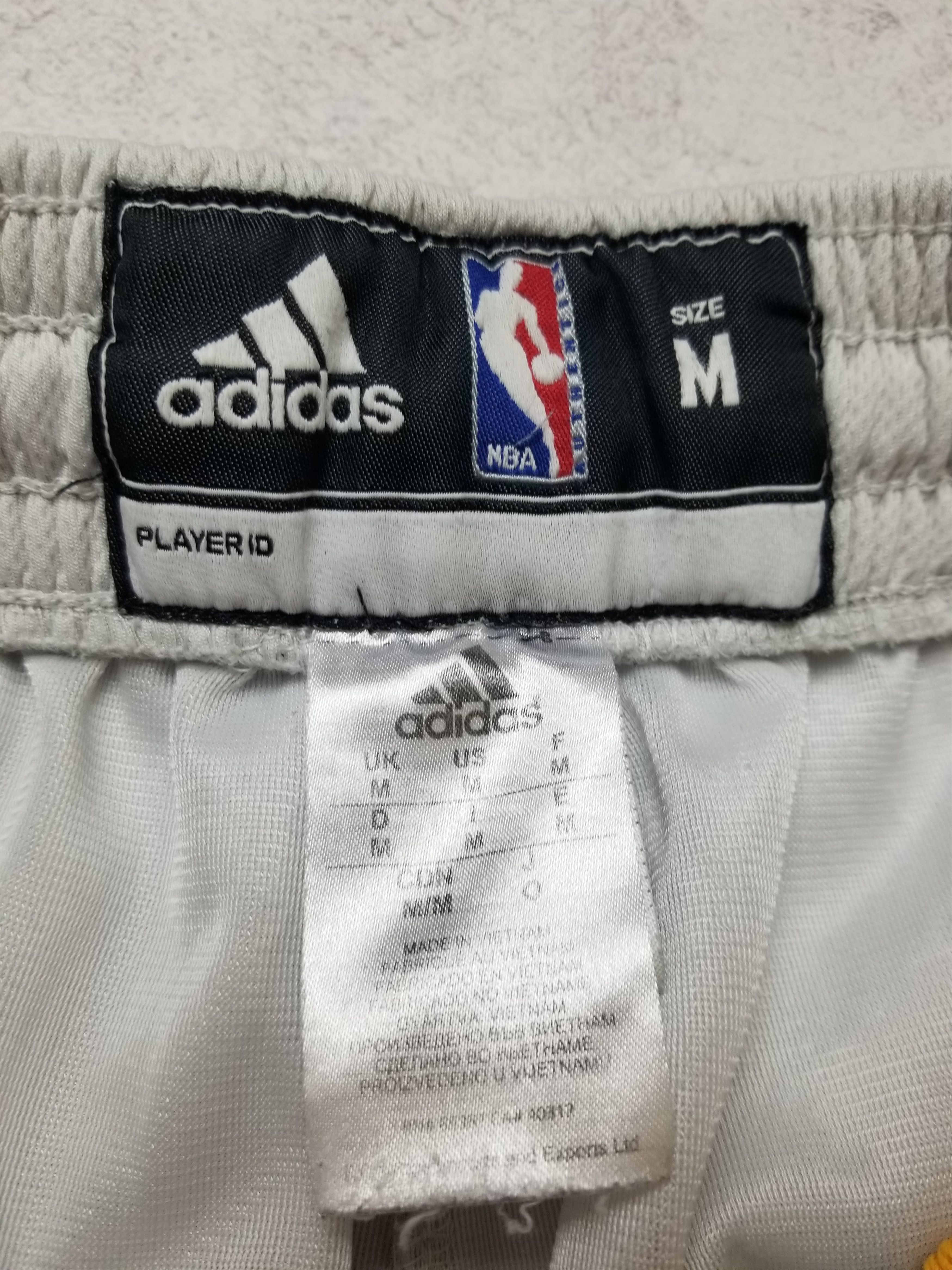 Adidas Adidas 2013 Los Angeles Lakers NBA Shorts Men's Size M Size US 34 / EU 50 - 10 Thumbnail