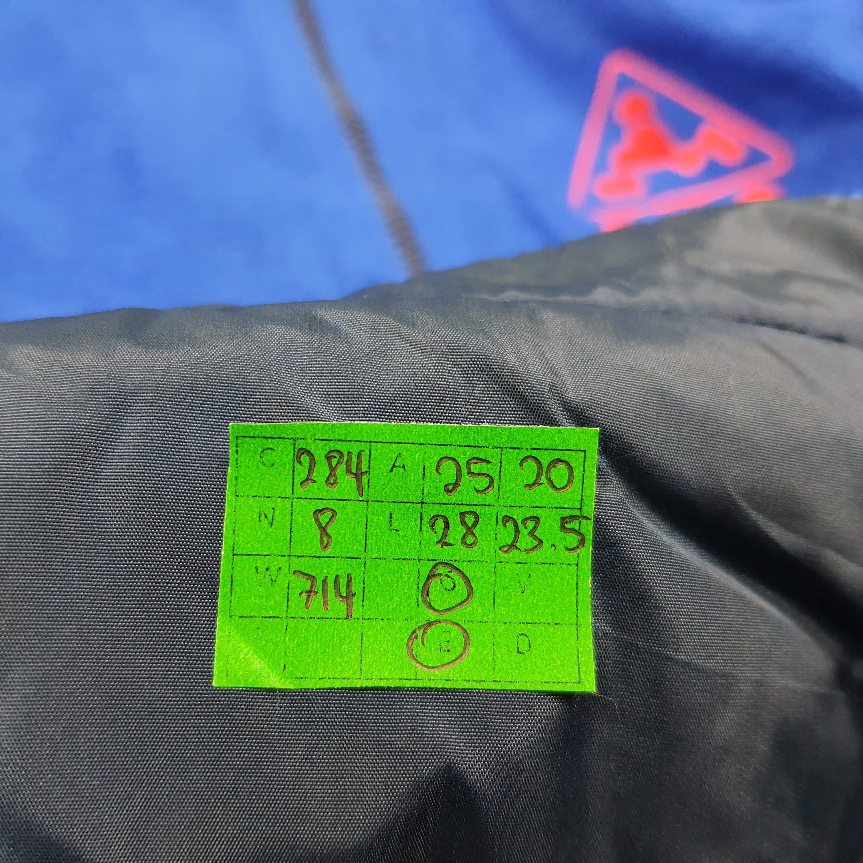 Vintage Vintage 90s Plenty Tough PTS Reversible Windbreaker C284N8 Size US L / EU 52-54 / 3 - 11 Thumbnail