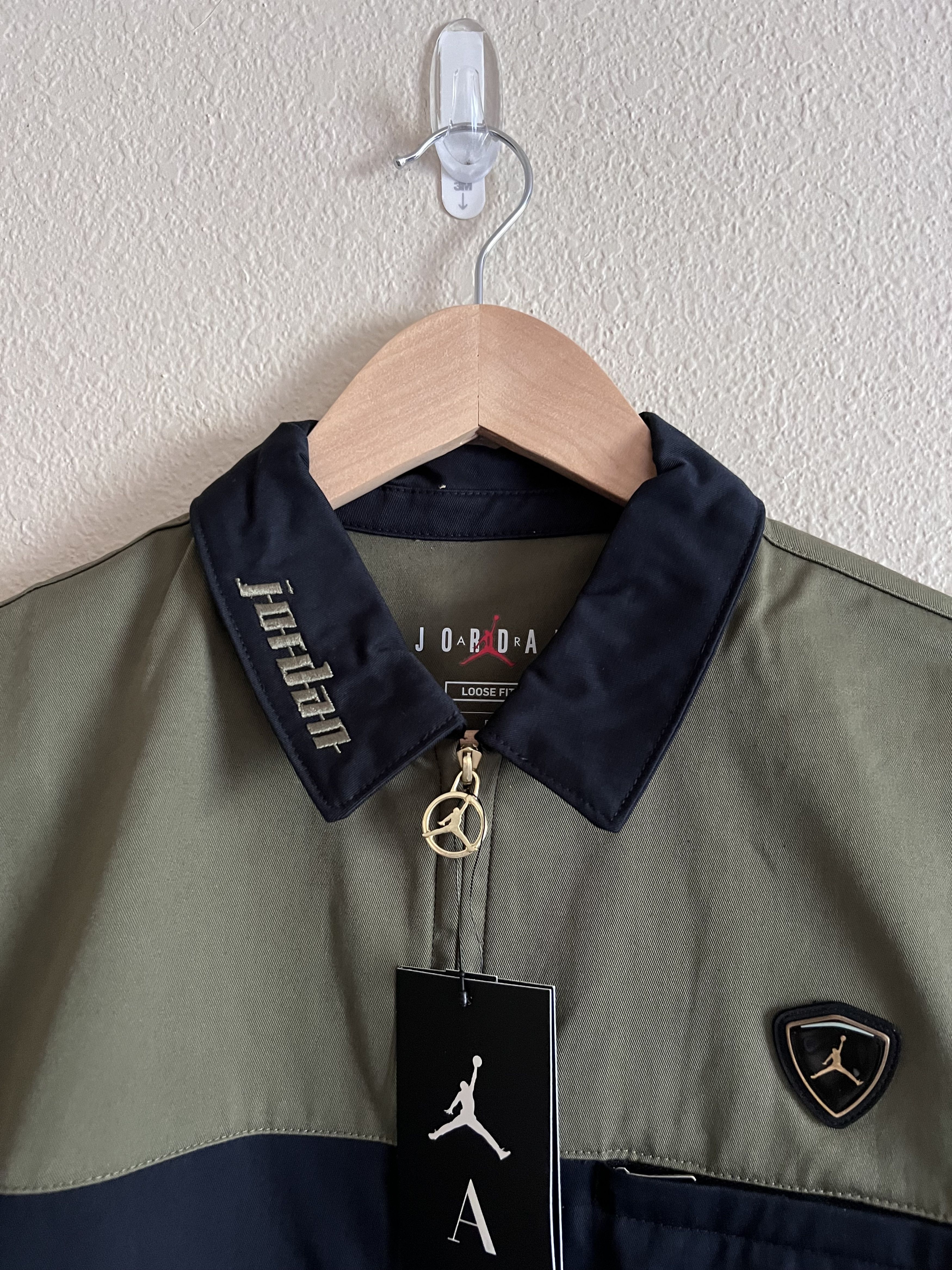 Jordan Brand Aleali May Jordan Zip Crew Shirt in Black Olive Size XS / US 0-2 / IT 36-38 - 2 Thumbnail