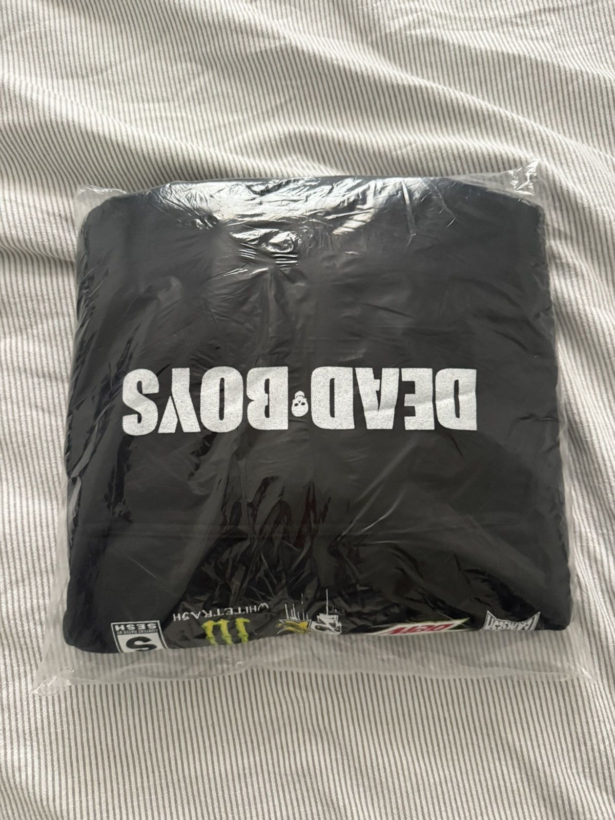 TeamSESH TeamSESH BONES GREY DAY 2025 TOUR HOODIE COD MW3 Size US XL / EU 56 / 4 - 4 Thumbnail