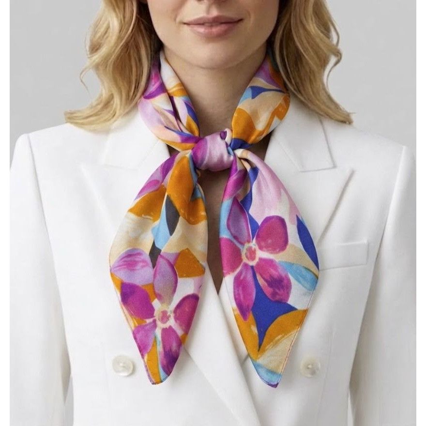 Other ⭐New Elegant Silky Scarf Bandana Handkerchief Luxury Soft A Size ONE SIZE - 1 Thumbnail