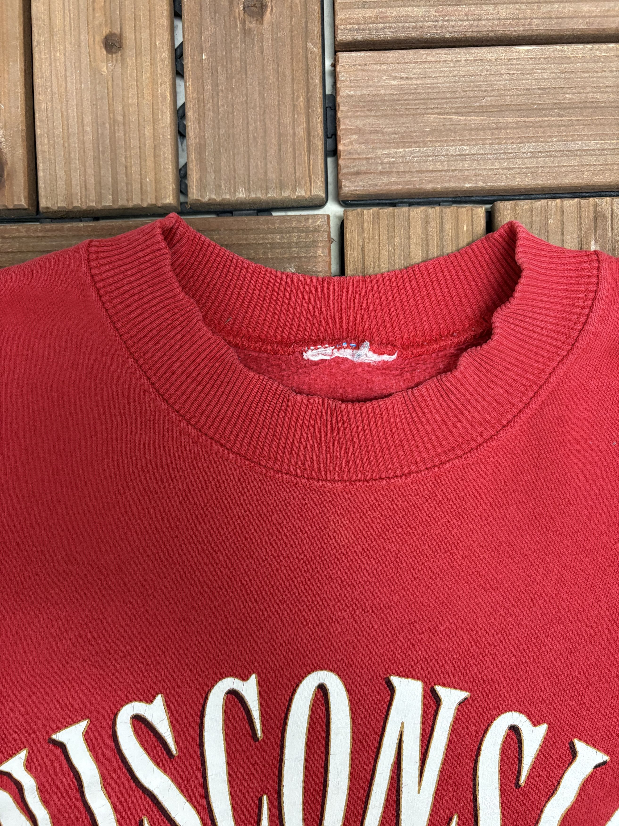 Vintage Wisconsin Badgers Rose Bowl 2000 Vintage Crewneck Sweater Size US M / EU 48-50 / 2 - 6 Thumbnail