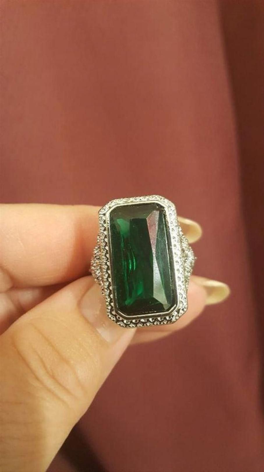 Designer Vintage Emerald Green Cut Hollow Silver Ring - Size 6 Size ONE SIZE - 6 Thumbnail