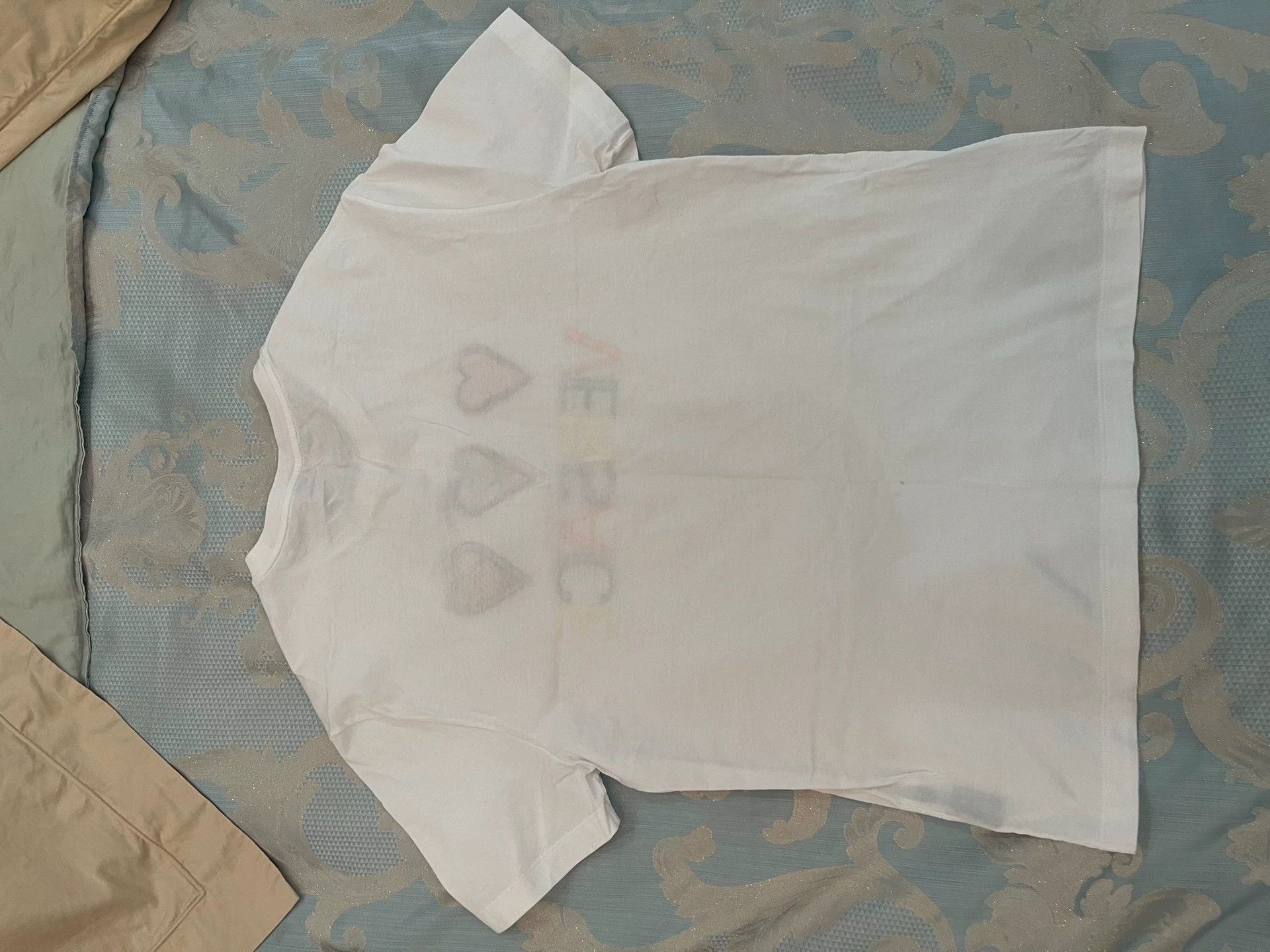 Versace Versace White Heart Gradient Embroidered Logo L Tee Size US L / EU 52-54 / 3 - 2 Thumbnail