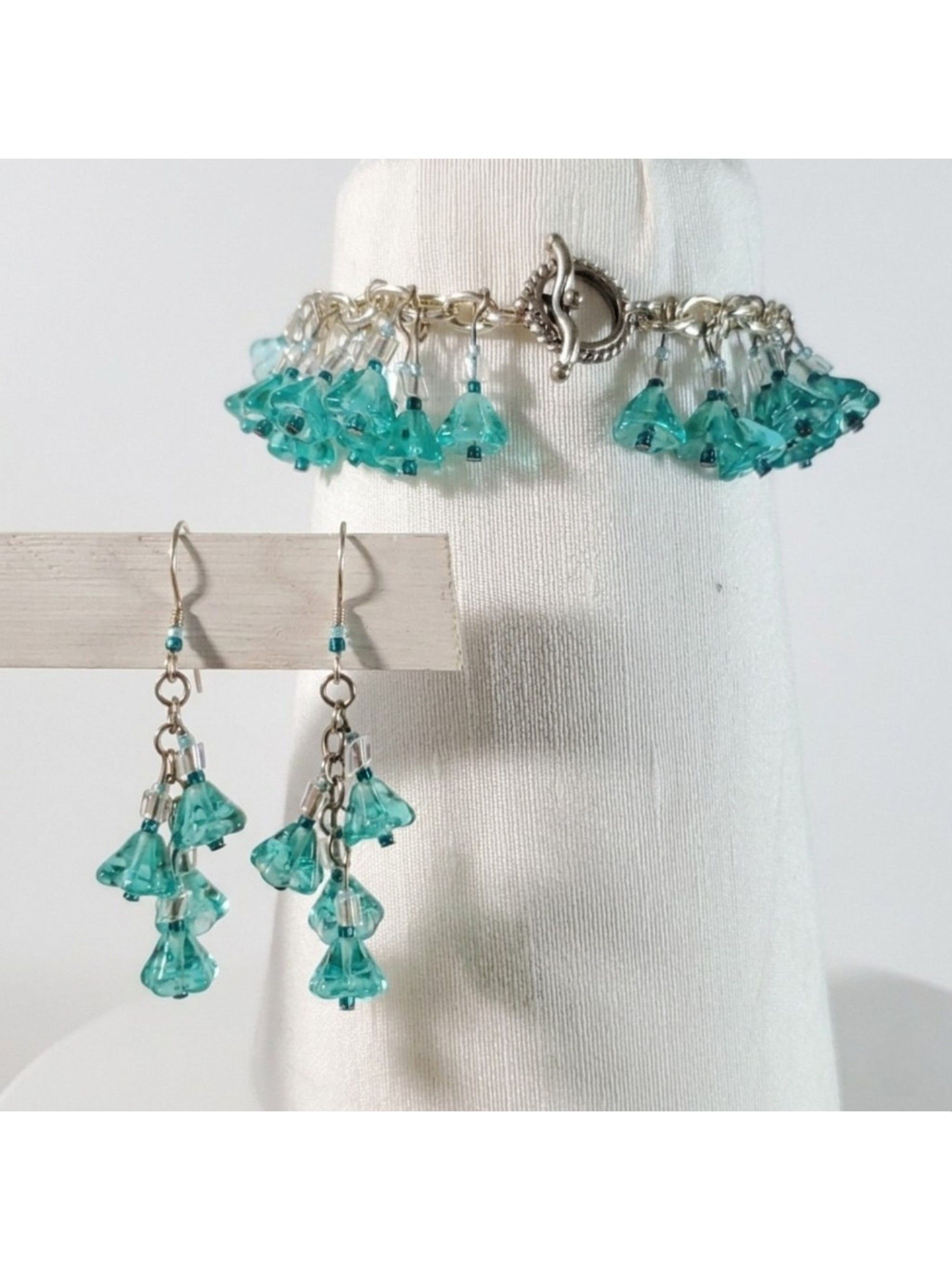 Handmade Bracelet Set 7.25" Charm Earrings Handmade Turquoise Czech Size ONE SIZE - 9 Thumbnail