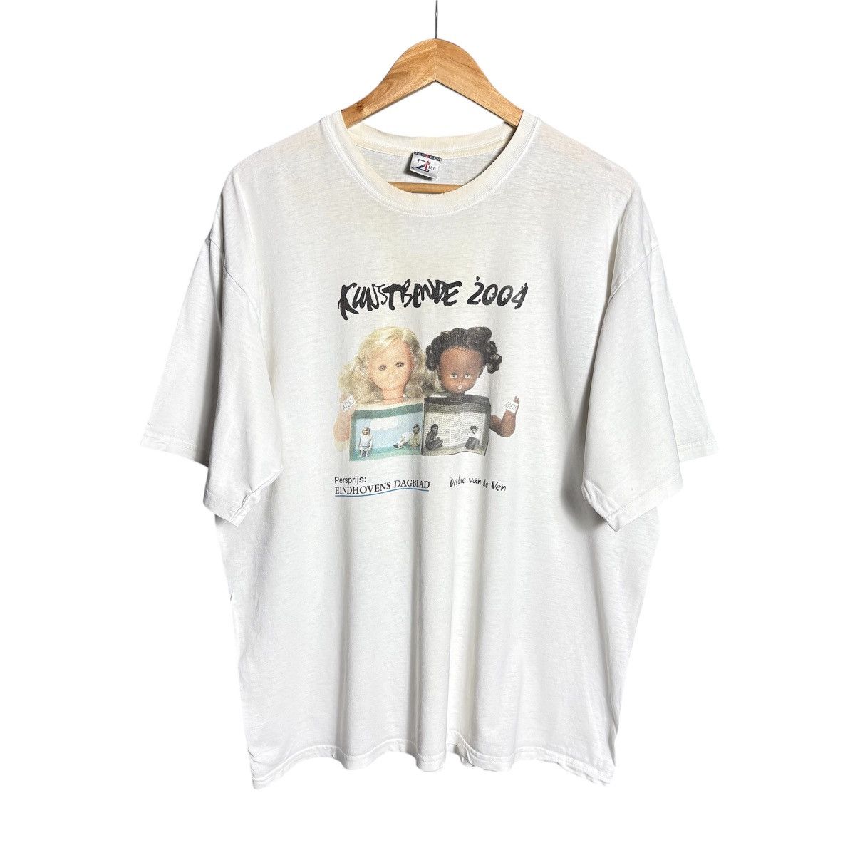Vintage Vintage Kunstbande Dolls Graphic Tee / T-Shirt Size US XL / EU 56 / 4 - 1 Thumbnail