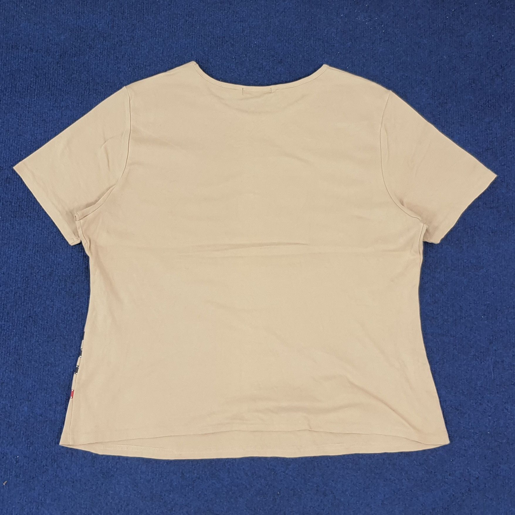 Burberry × Vintage Vintage Burberry London Crop Top Tshirt Size ONE SIZE - 3 Thumbnail