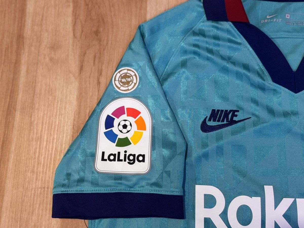 Nike Nike BNWT FC Barcelona 19-20 3rd Jersey Pique #3 Mens Medium Size US M / EU 48-50 / 2 - 5 Thumbnail
