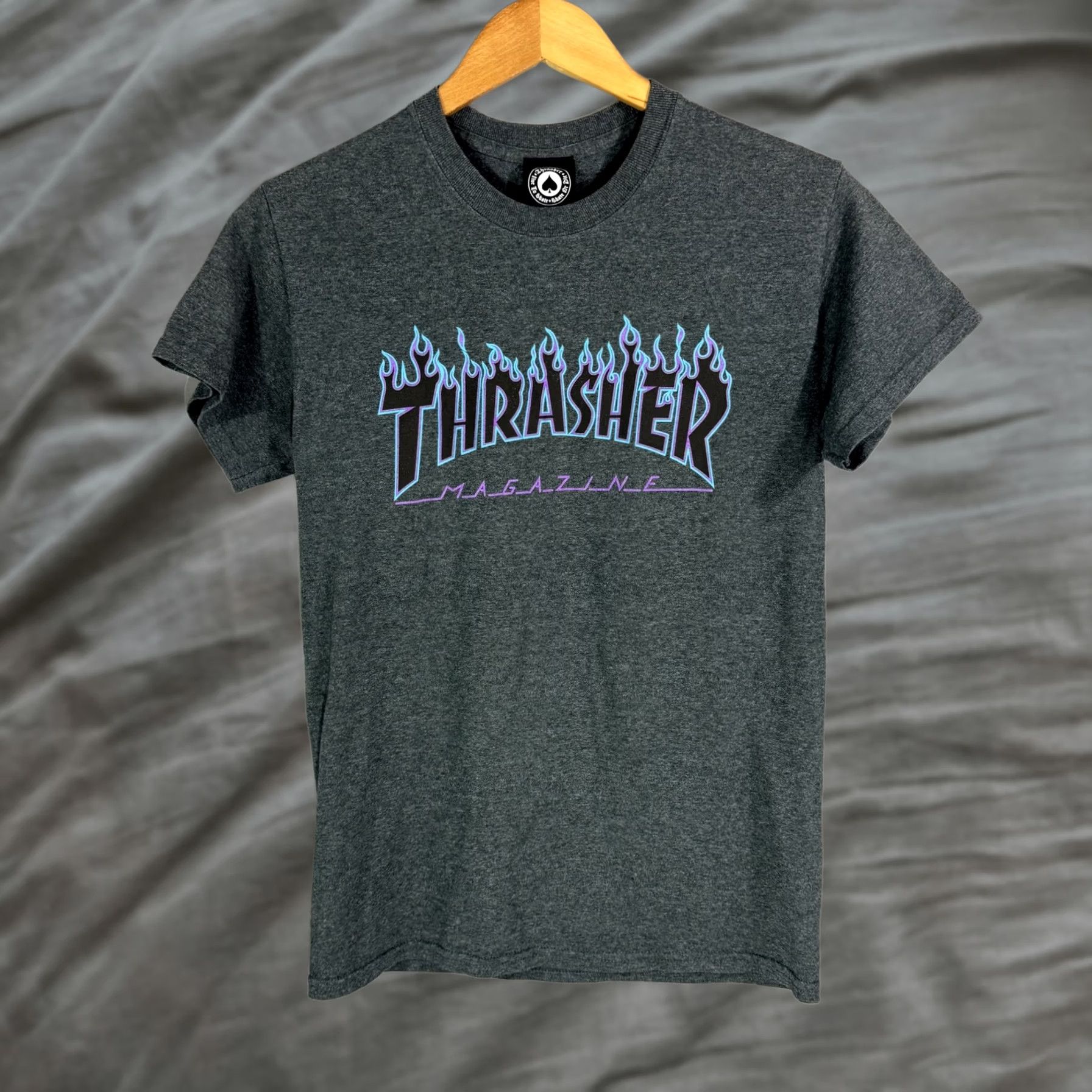 Thrasher Thrasher Shirt Mens Small Gray Blue Flame Logo Skate Magazine Tee Cotton Polyester Crew Neck Short Sleeve Graphic Print Vintage No Size US S / EU 44-46 / 1 - 1 Thumbnail
