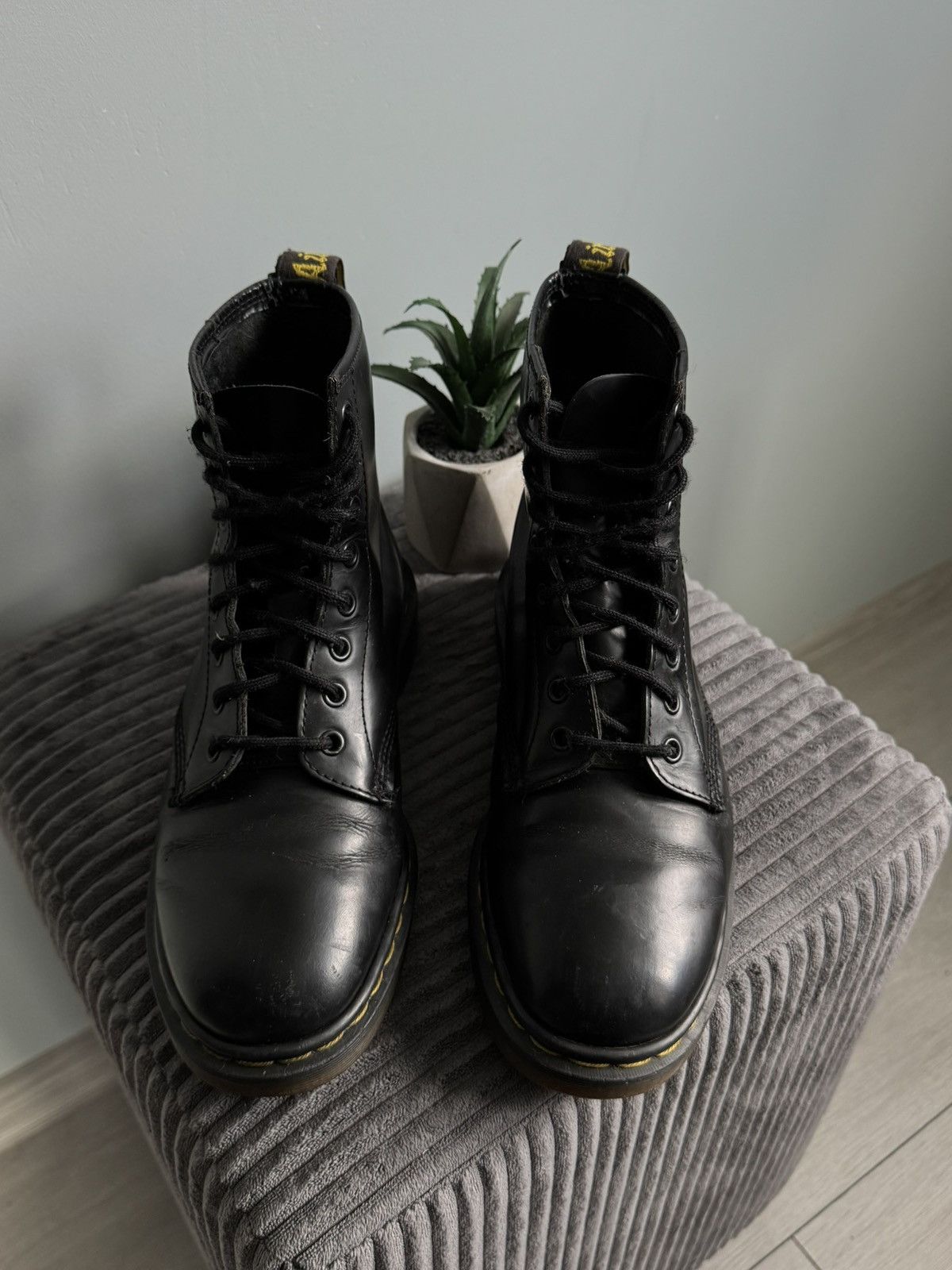 Dr. Martens Dr.Martens 1460 8 Eye Leather Boots Size US 10 / IT 40 - 3 Thumbnail