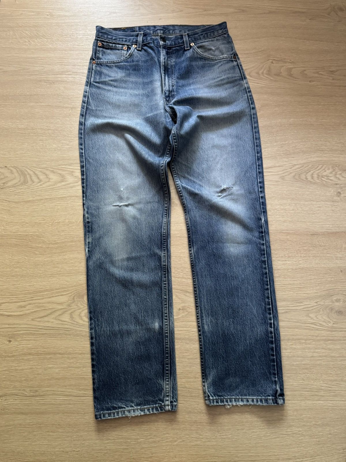 Levi's Vintage 00’s 2002 Levis 521 Blue Distressed Denim Jeans Size US 31 - 1 Thumbnail