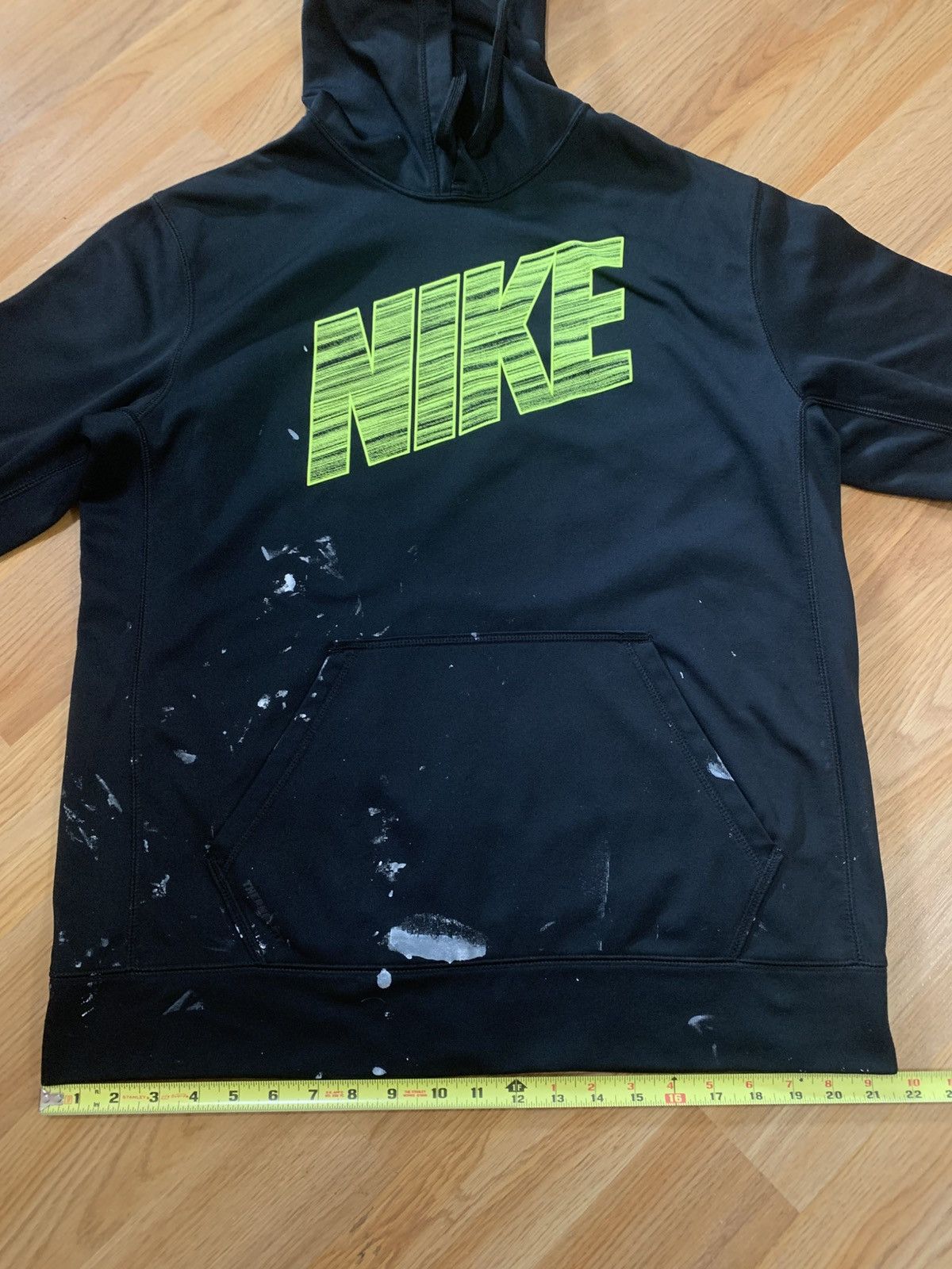 Nike Sz L - Nike Therma-Fit Hoodie Sweatshirt Paint Splatter 2014 Size US L / EU 52-54 / 3 - 10 Thumbnail