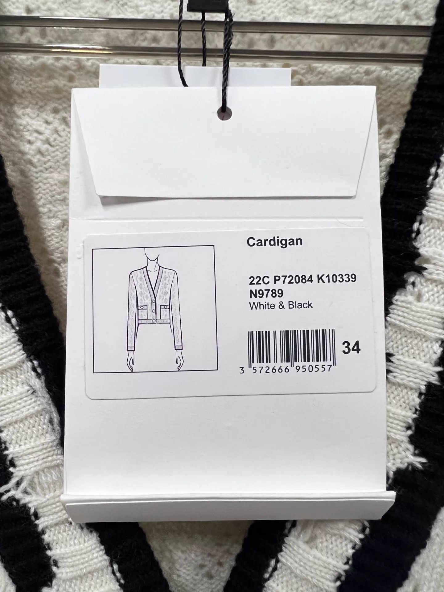 Chanel Chanel Cashmere V-Neck Short Cardigan White Black Trim 34 Size XS / US 0-2 / IT 36-38 - 3 Thumbnail