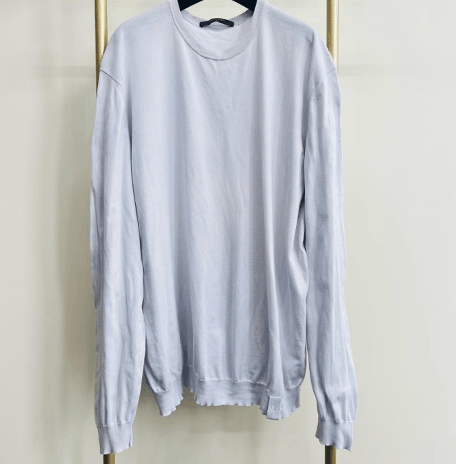Louis Vuitton Louis Vuitton Long Sleeve T-shirt Size US XL / EU 56 / 4 - 1 Thumbnail
