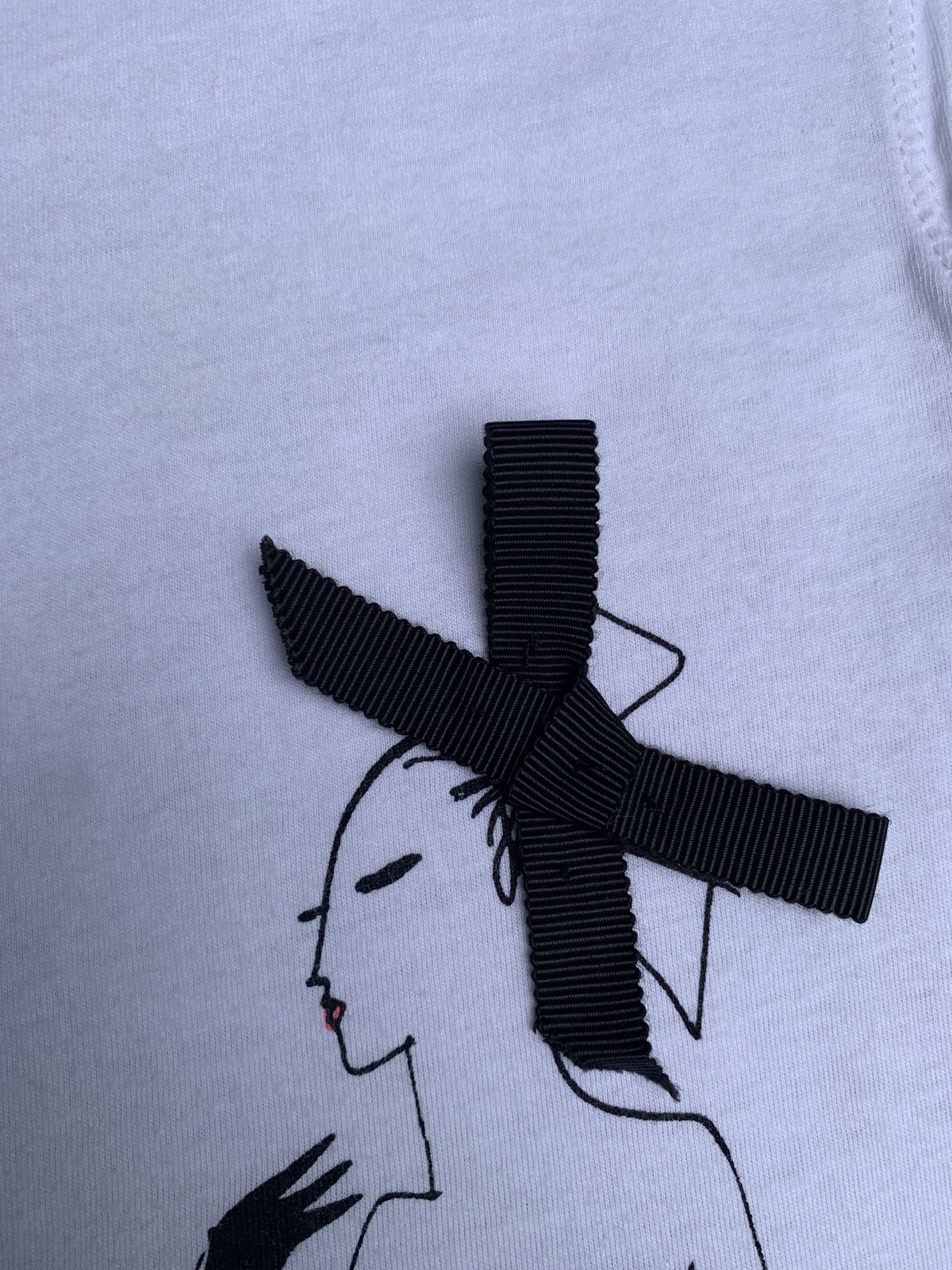 DKNY 2000s Donna Karan New York DKNY Girl Painting Art Bowtie Top Size S / US 4 / IT 40 - 4 Thumbnail