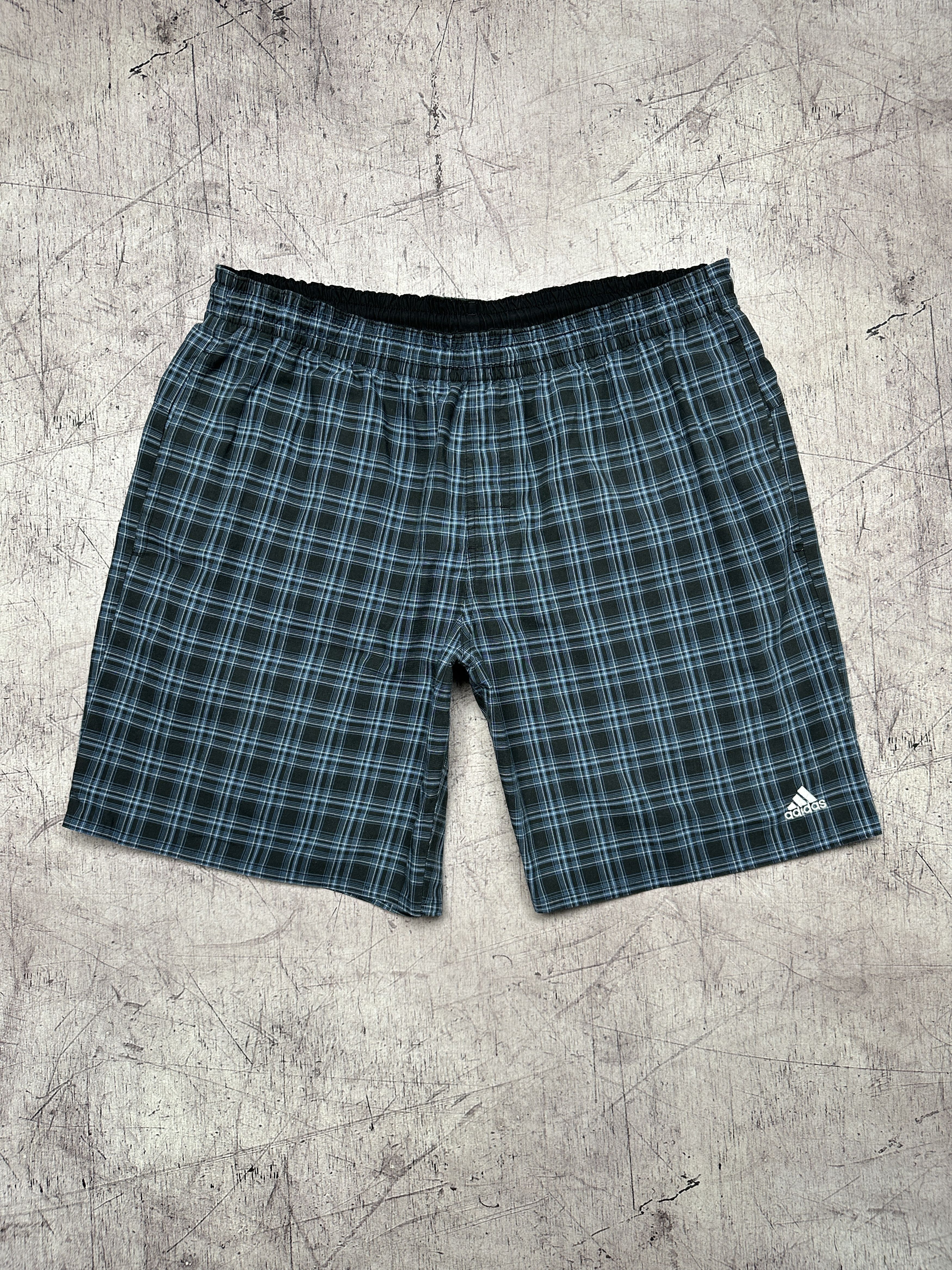 Adidas Adidas Vintage Mens Plaid Shorts Size US 34 / EU 50 - 1 Thumbnail