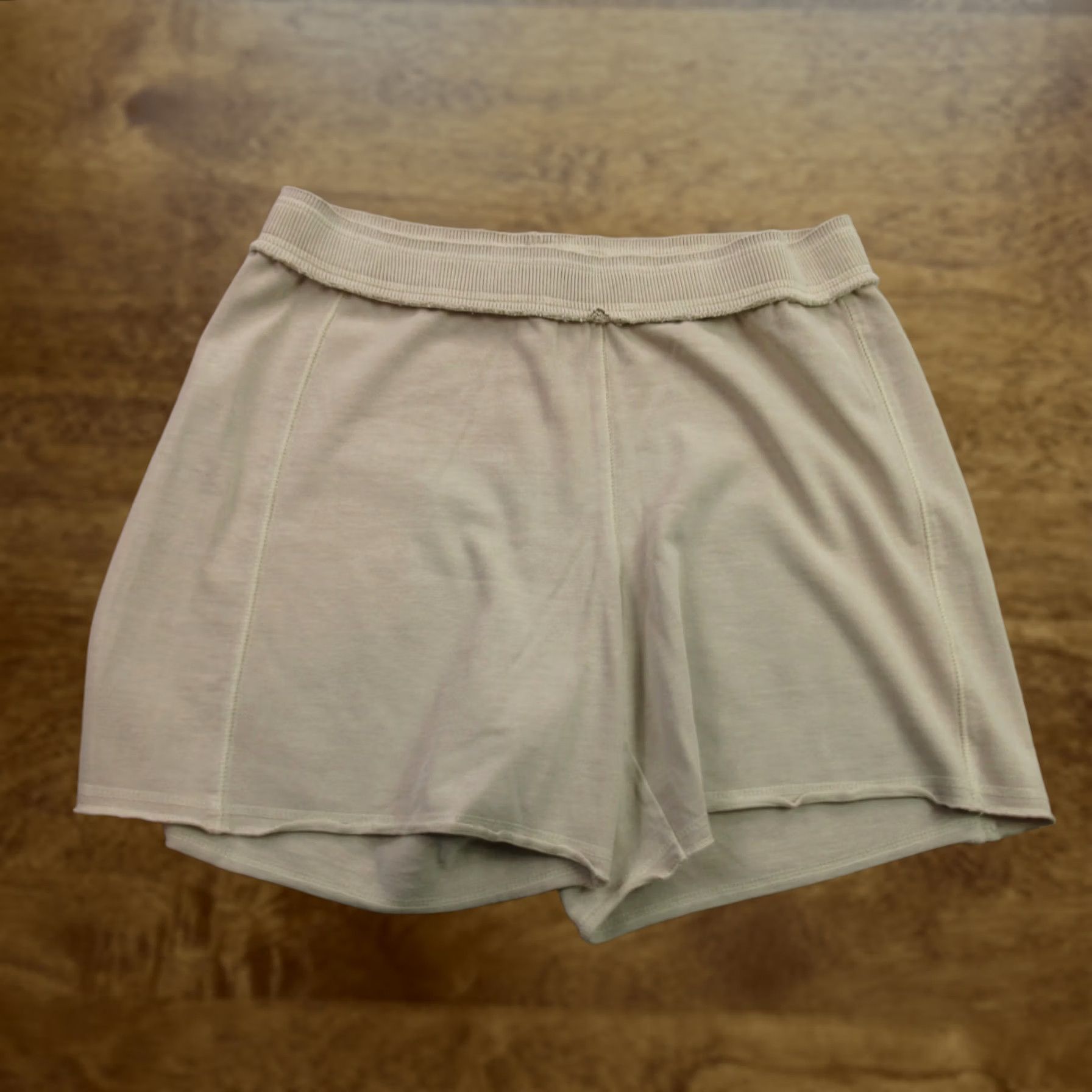 J. Jill J Jill Shorts Womens Medium Chino Lightweight Pockets Casual Beige Size 32" / US 10 / IT 46 - 1 Thumbnail