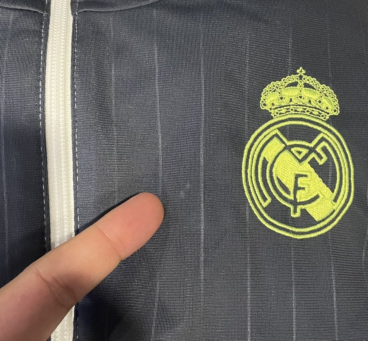 Adidas Adidas 2015/16 Real Madrid Training Jacket Mens Size Medium Size US M / EU 48-50 / 2 - 8 Thumbnail