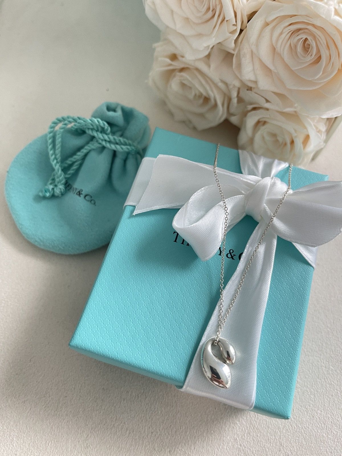 Tiffany & Co. Tiffany & Co Elsa Peretti Double Teardrop Necklace $500 NEW Size ONE SIZE - 1 Thumbnail