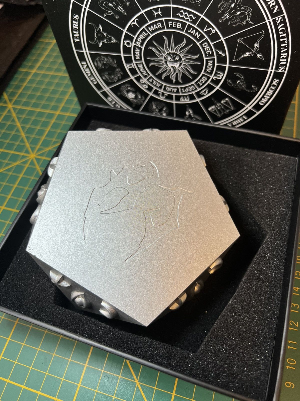 Jewelry HARD JEWELRY astrology jewelry holder ashtray Size ONE SIZE - 6 Thumbnail