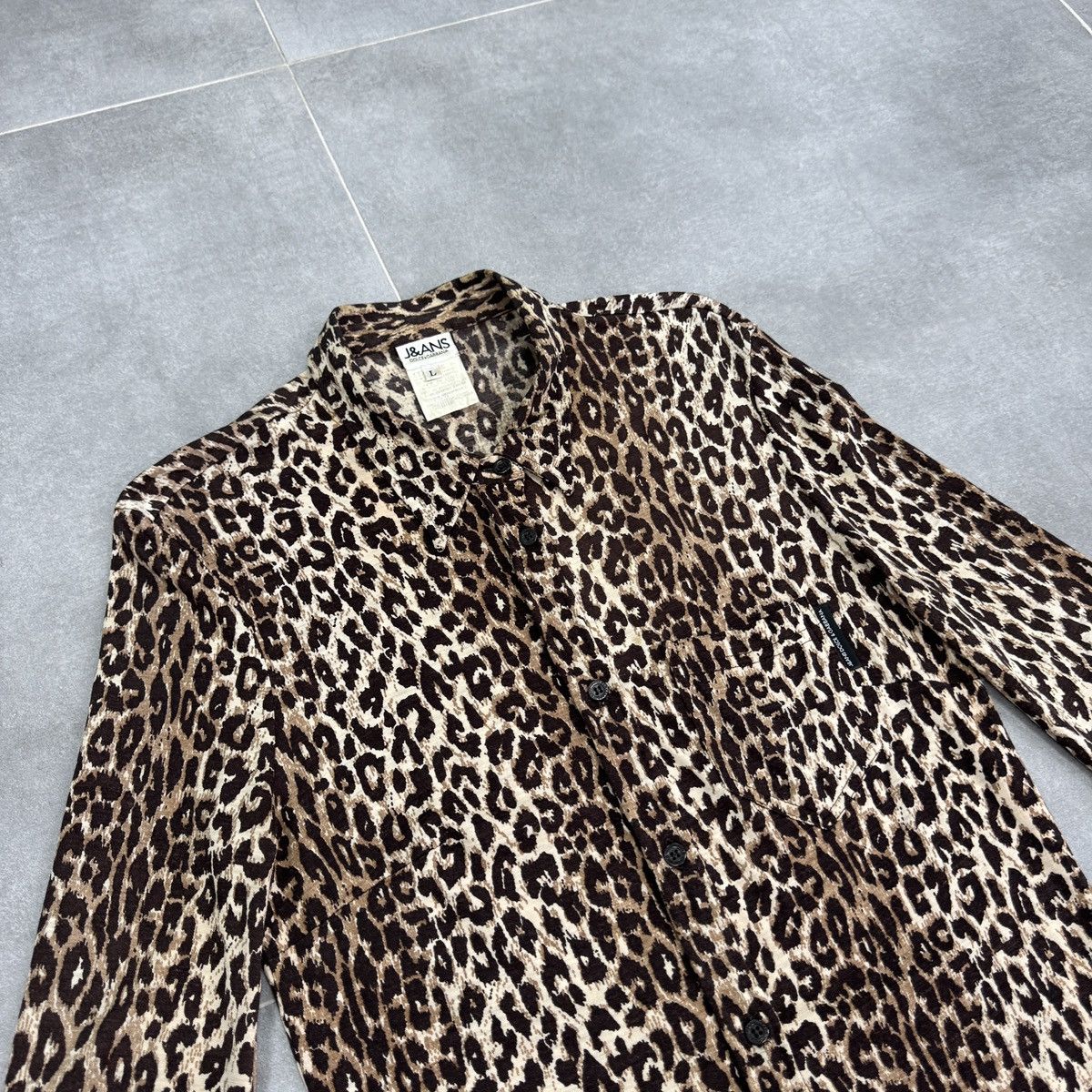 Dolce & Gabbana Vintage Dolce & Gabbana Jeans Wool Button Blouse Leopard Size M / US 6-8 / IT 42-44 - 8 Thumbnail