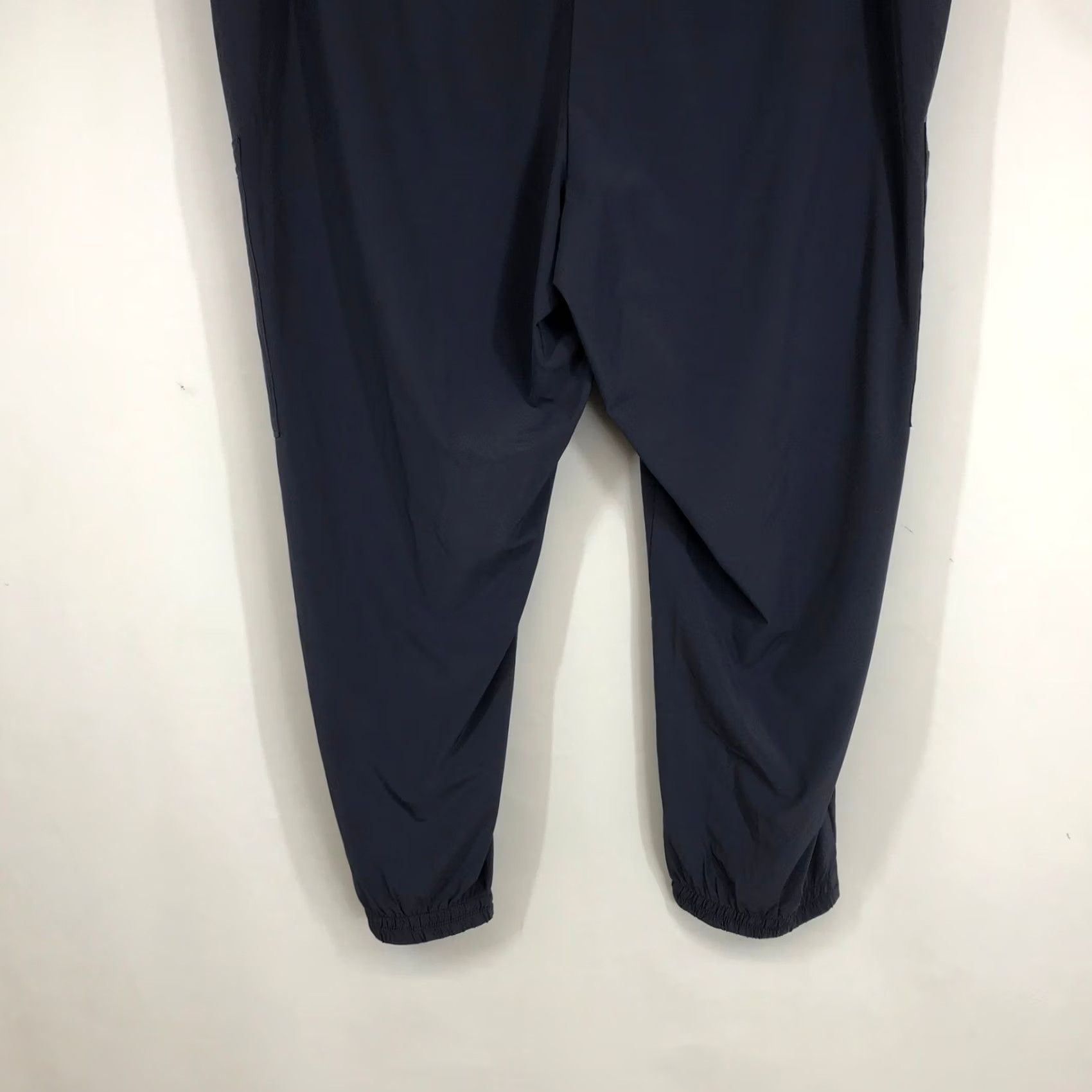 Athleta Athleta Venture Pant Womens 24 Navy Blue Cargo Jogger Travel Commuter Pants Size 42" / US 20 - 6 Thumbnail