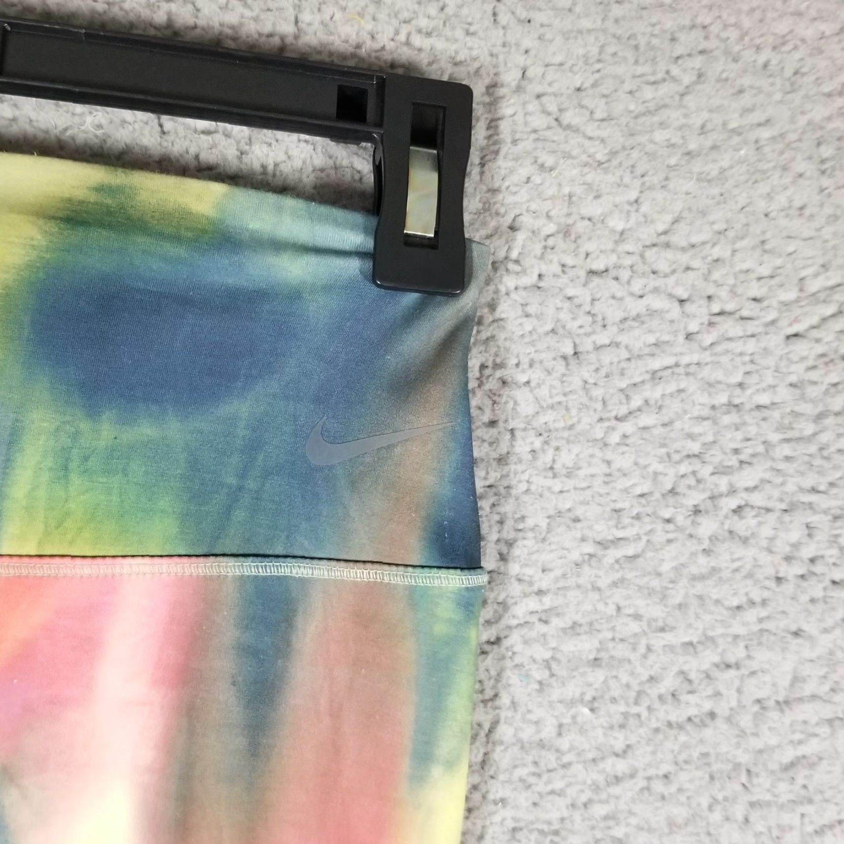 Nike Nike Artist Collection High Waisted Size Small Womens Multicolored S HF5593-629 Size 28" / US 6 / IT 42 - 3 Thumbnail